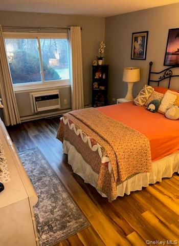 #7 photo, 40 W 4th Street, Patchogue , NY 11772