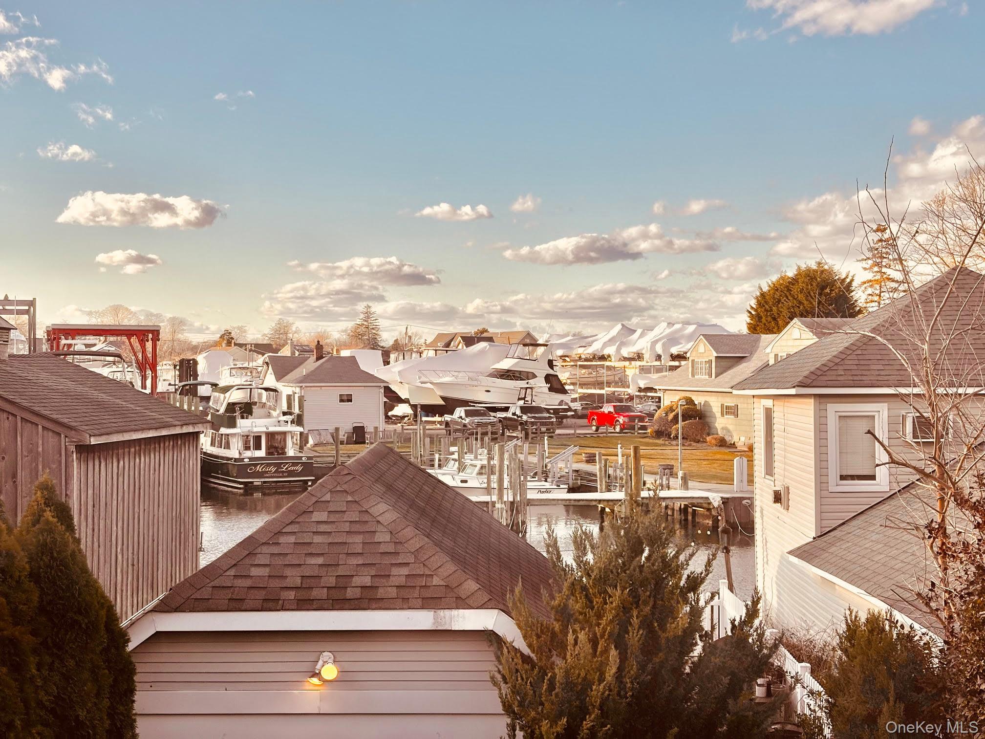 #11 photo, 33 Central Avenue, Amityville , NY 11701