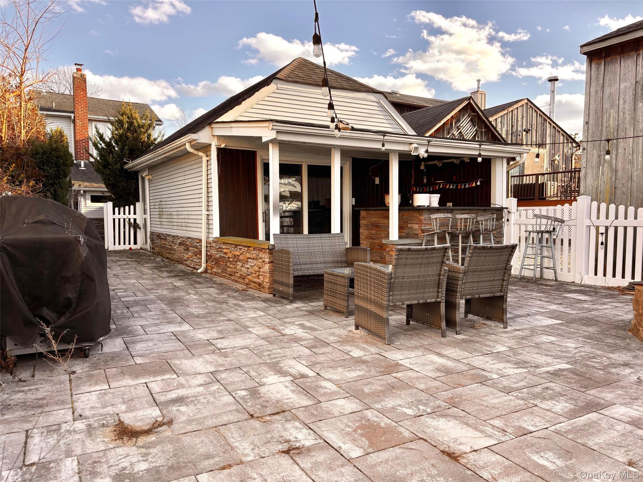 #2 photo, 33 Central Avenue, Amityville , NY 11701