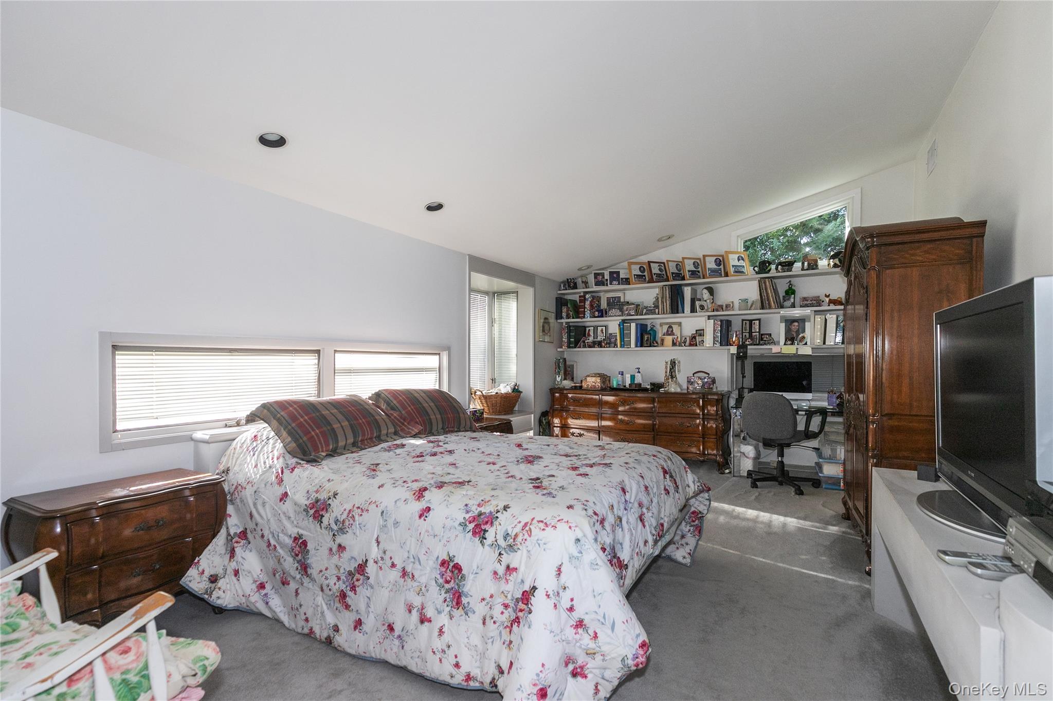 #18 photo, 1 FRANKLIN Road, Great Neck , NY 11024