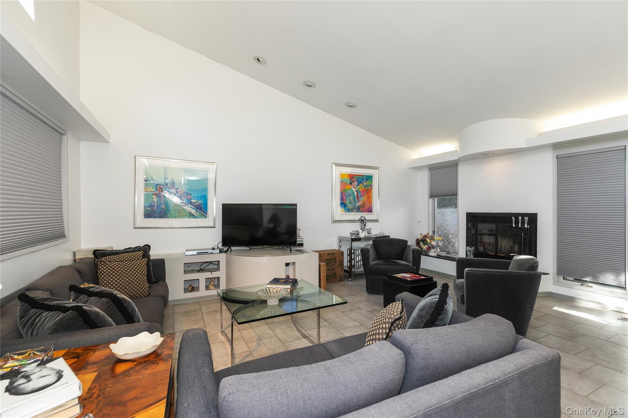 #4 photo, 1 FRANKLIN Road, Great Neck , NY 11024