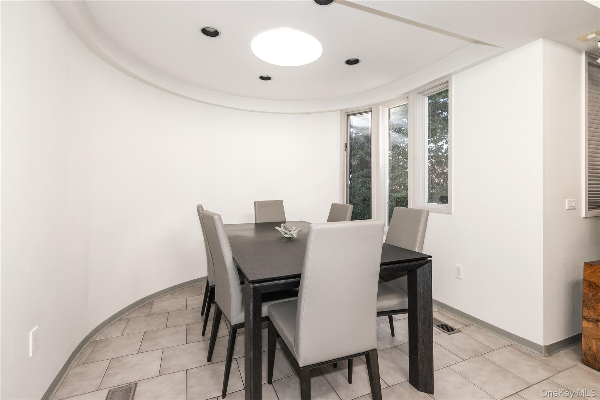 #7 photo, 1 FRANKLIN Road, Great Neck , NY 11024