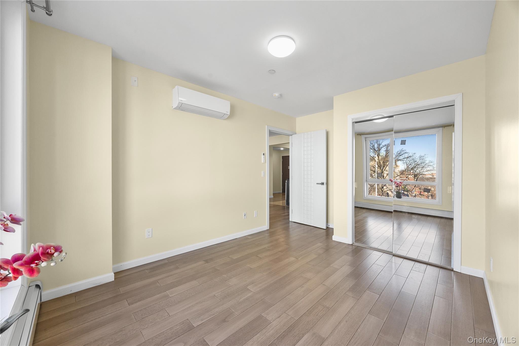 #12 photo, 138-12 Northern Boulevard, কুইন্‌স Flushing , NY 11354