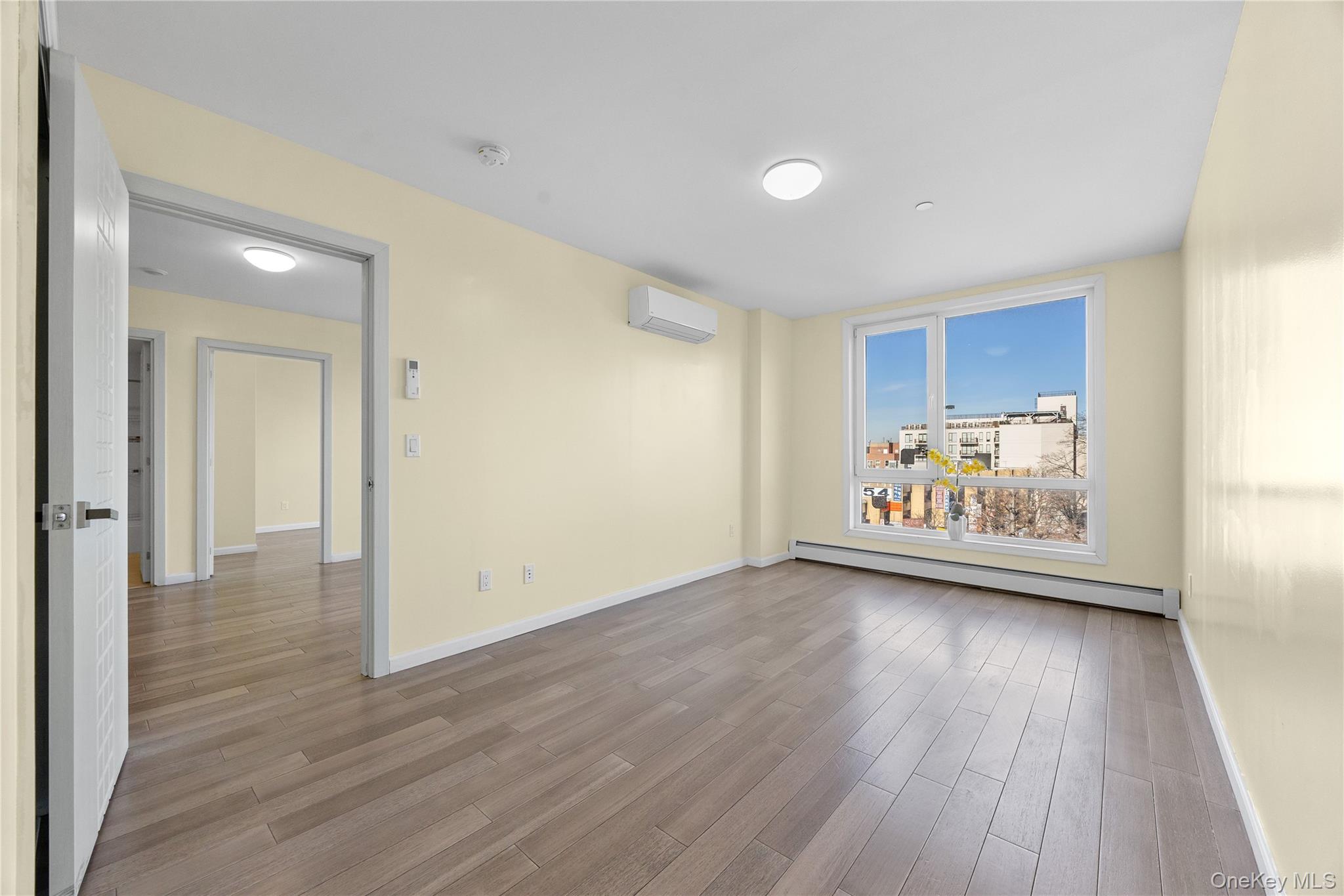 #14 photo, 138-12 Northern Boulevard, কুইন্‌স Flushing , NY 11354