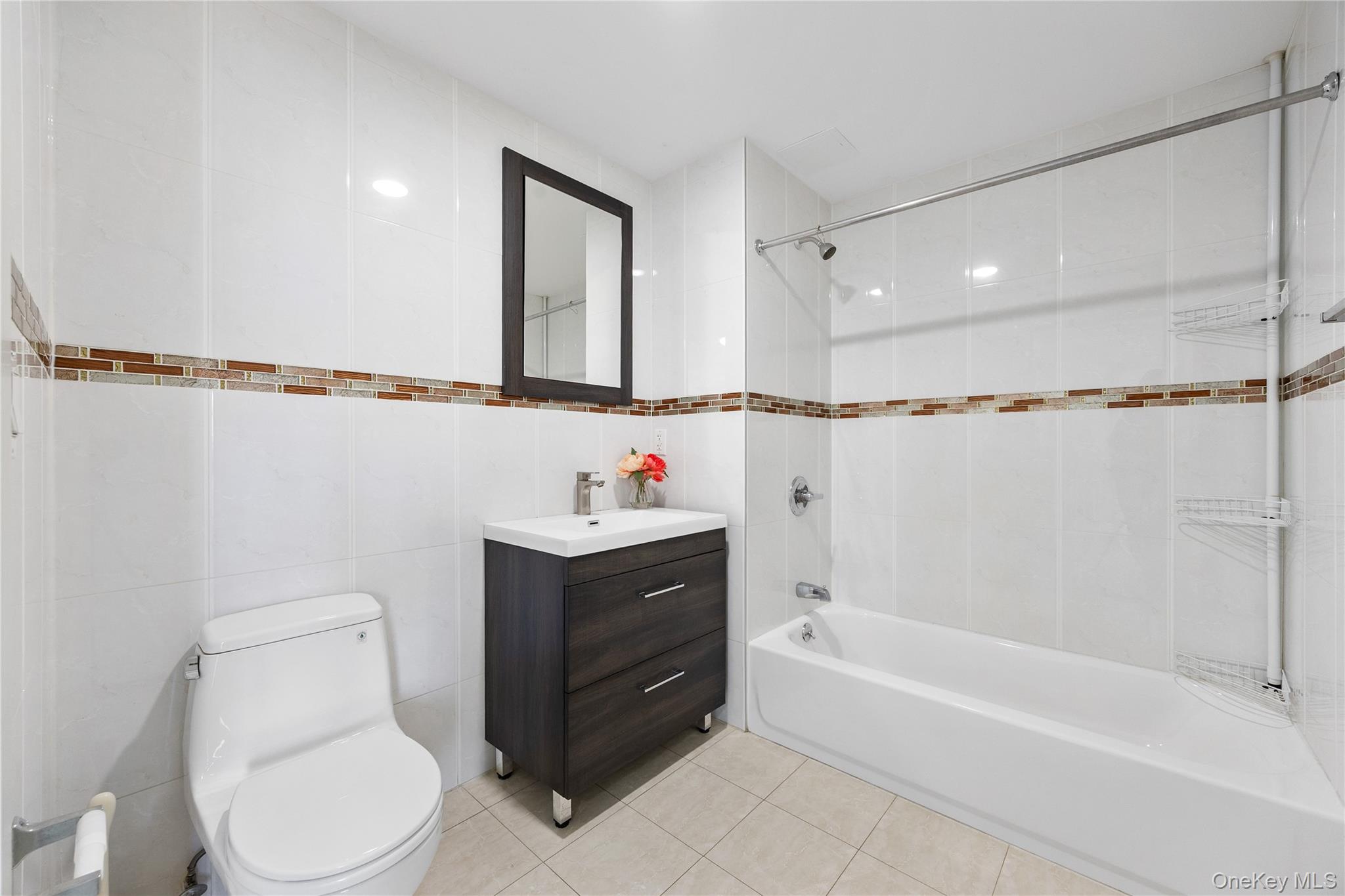 #16 photo, 138-12 Northern Boulevard, কুইন্‌স Flushing , NY 11354