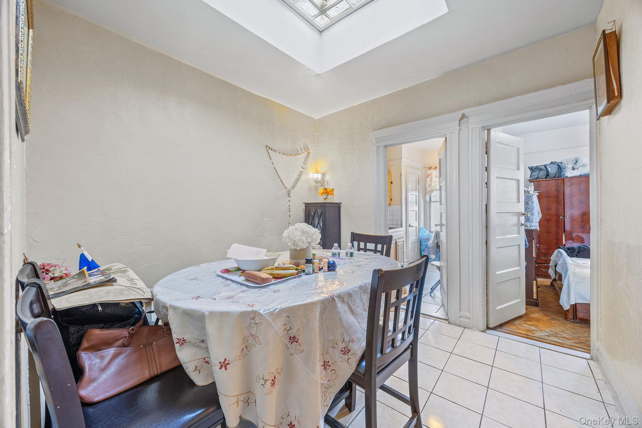 #10 photo, 927 E 35th Street, Brooklyn , NY 11210