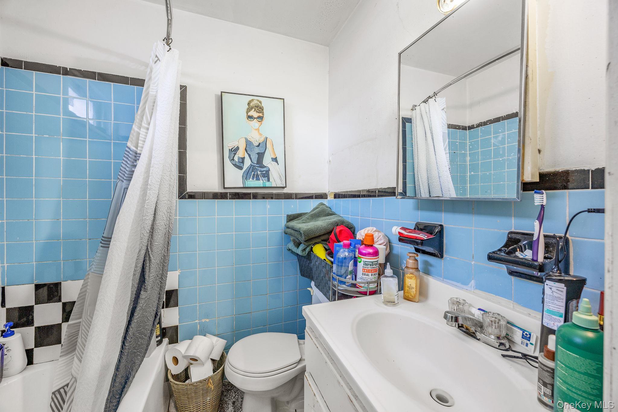 #8 photo, 927 E 35th Street, Brooklyn , NY 11210