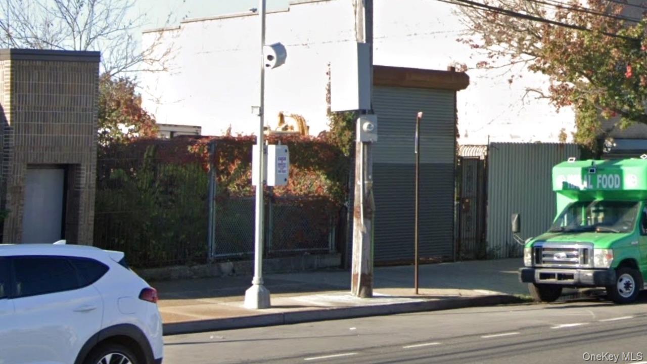 #9 photo, 128-02-128-14 Rockaway Boulevard, South Ozone Park , NY 11420