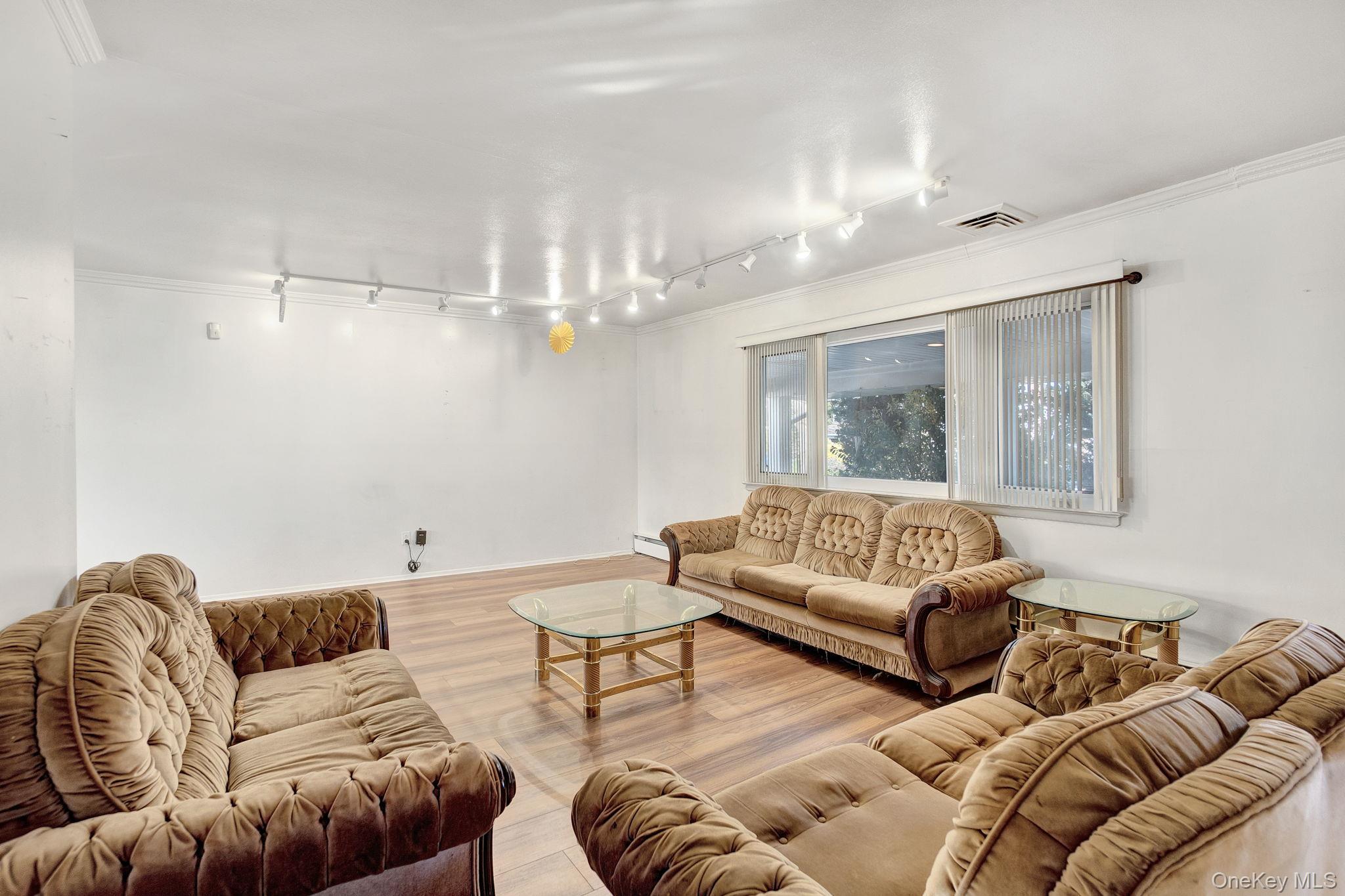 #4 photo, 3486 Howard Boulevard, Baldwin , NY 11510