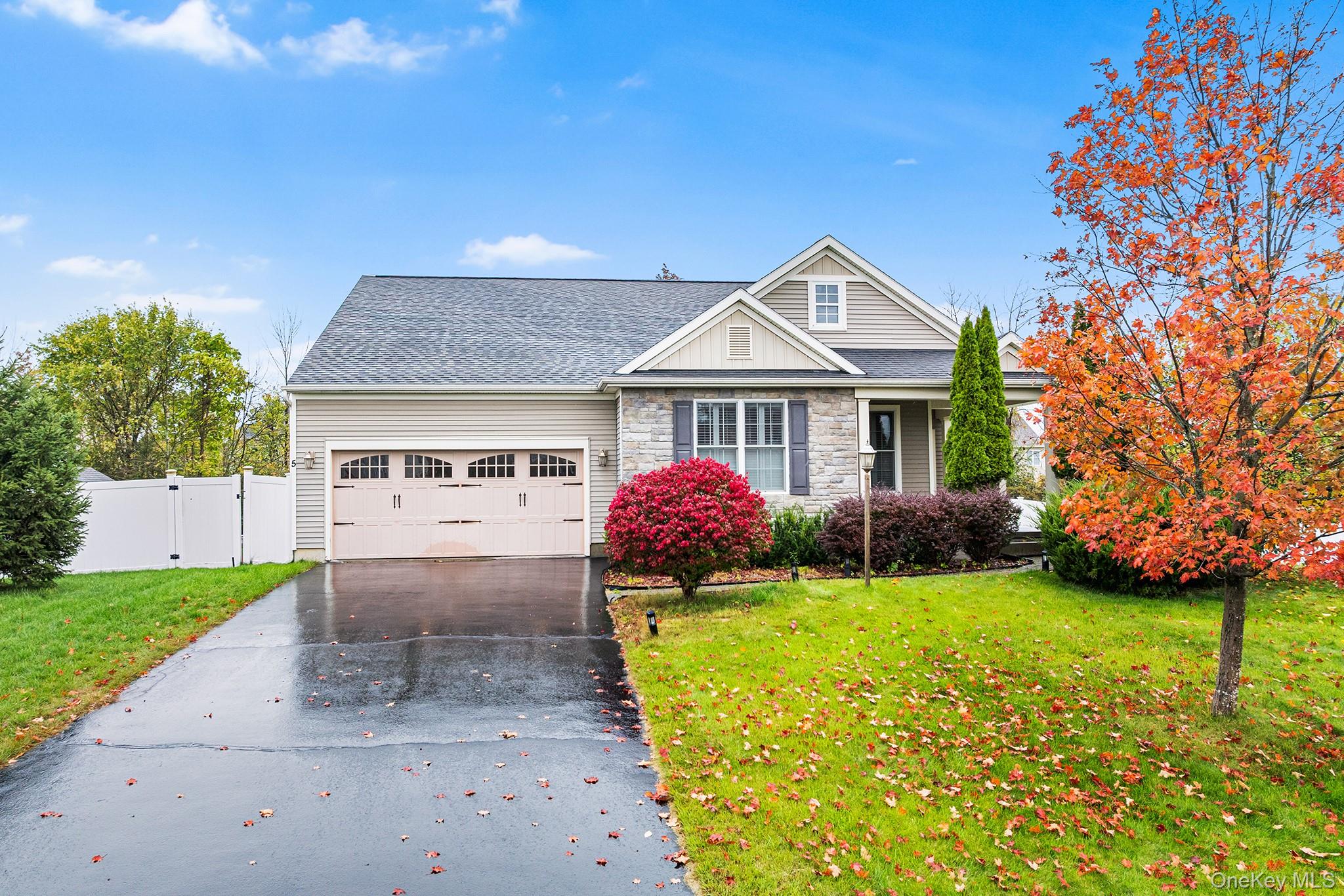 #1 photo, 5 Matthews Court, Colonie , NY 12047