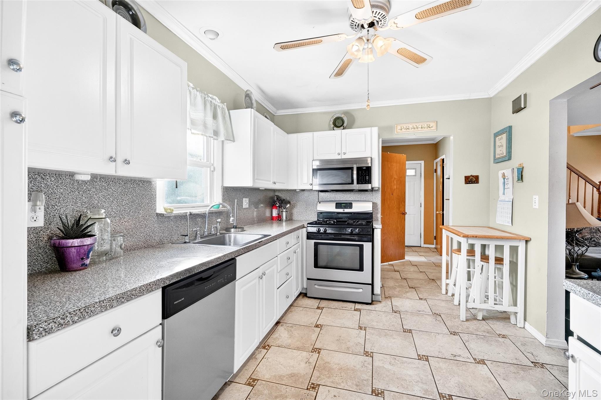 #16 photo, 49 Cleveland Street, White Plains , NY 10606