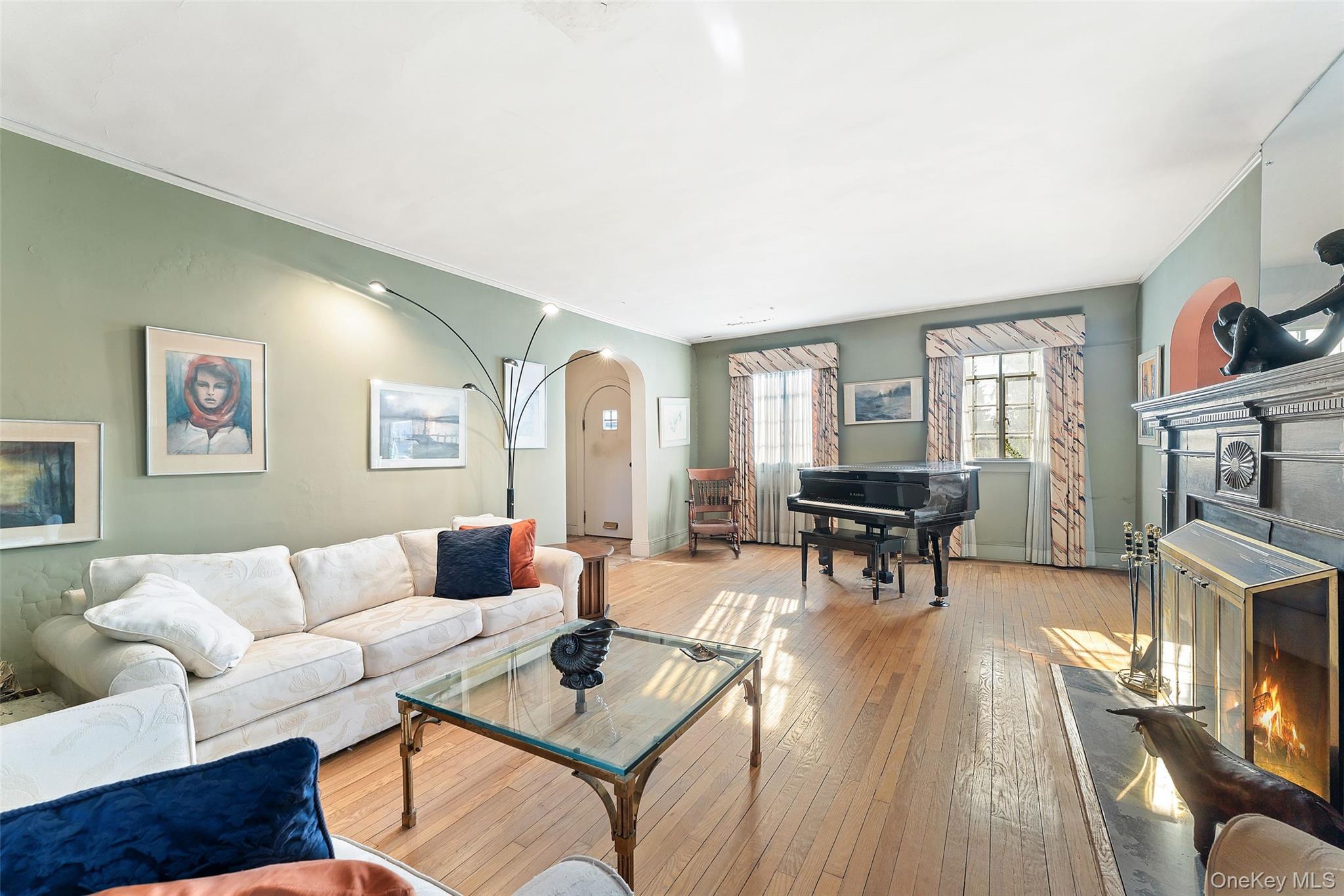 #3 photo, 10 Shawnee Avenue, Yonkers , NY 10710