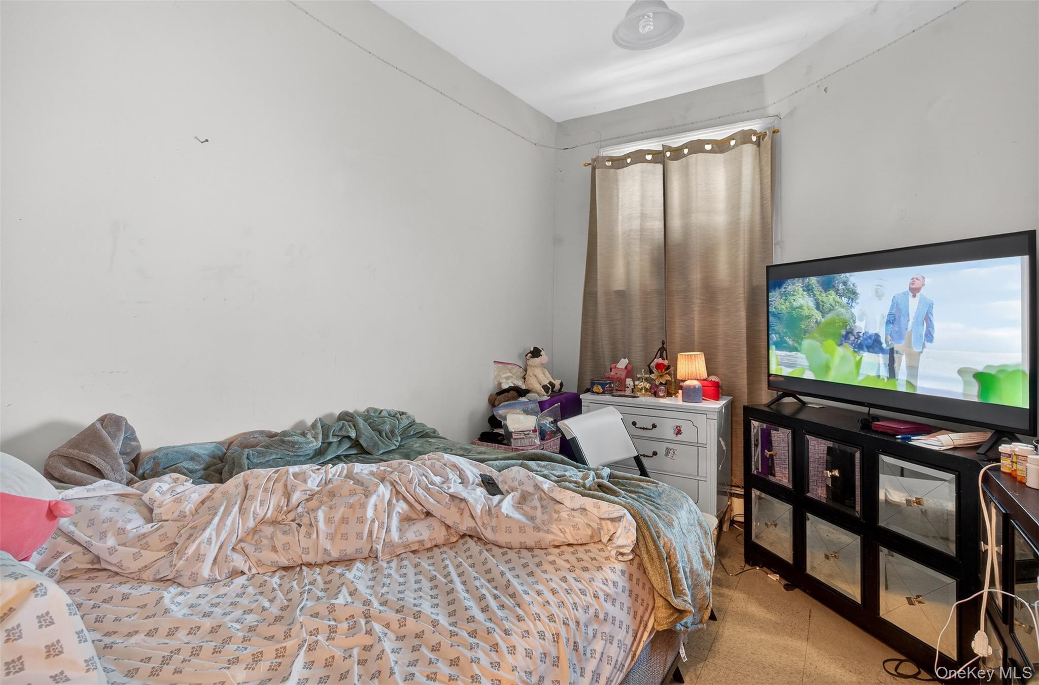 #10 photo, 57-59 Waring Place, Yonkers , NY 10703