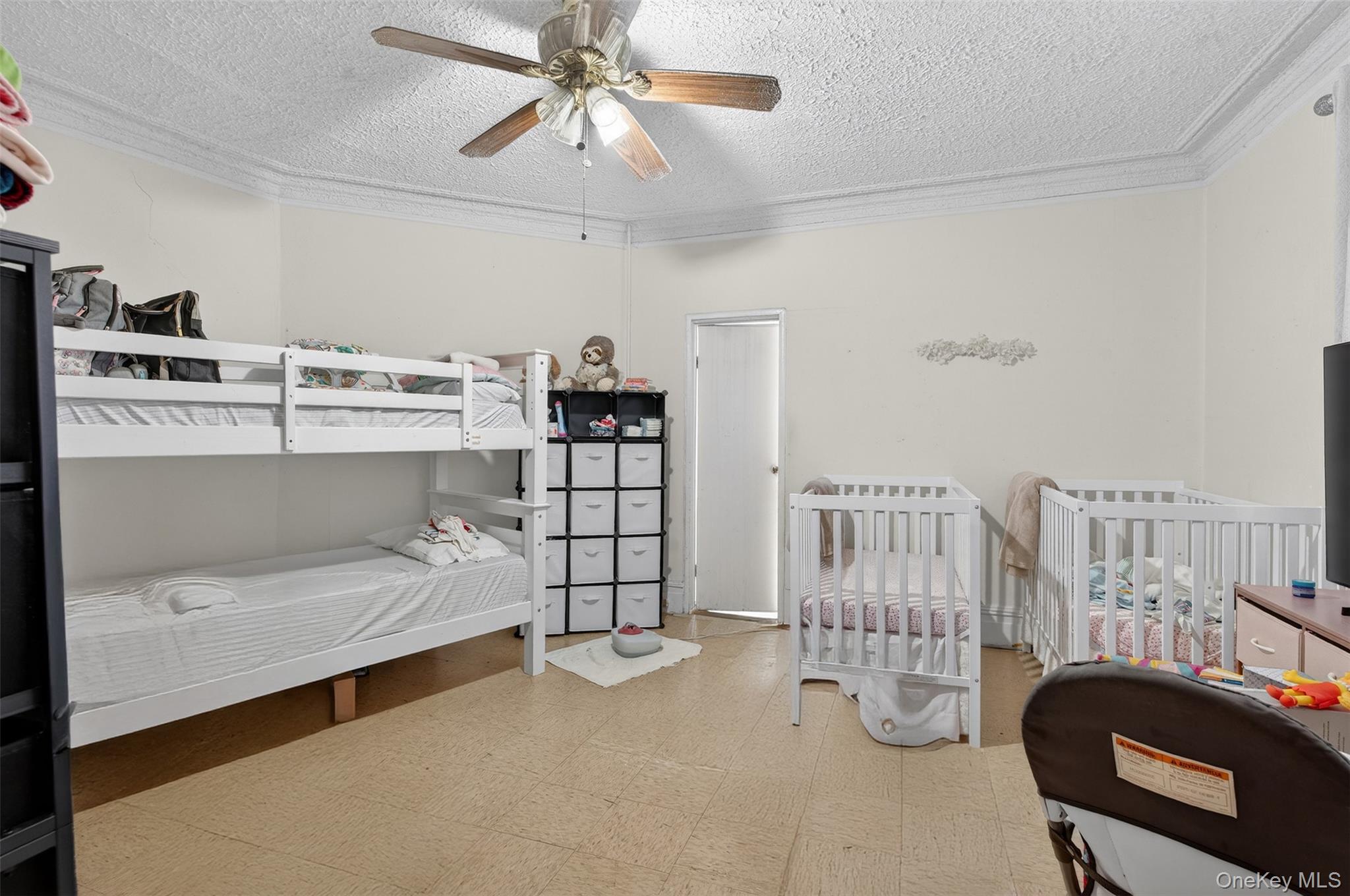 #11 photo, 57-59 Waring Place, Yonkers , NY 10703