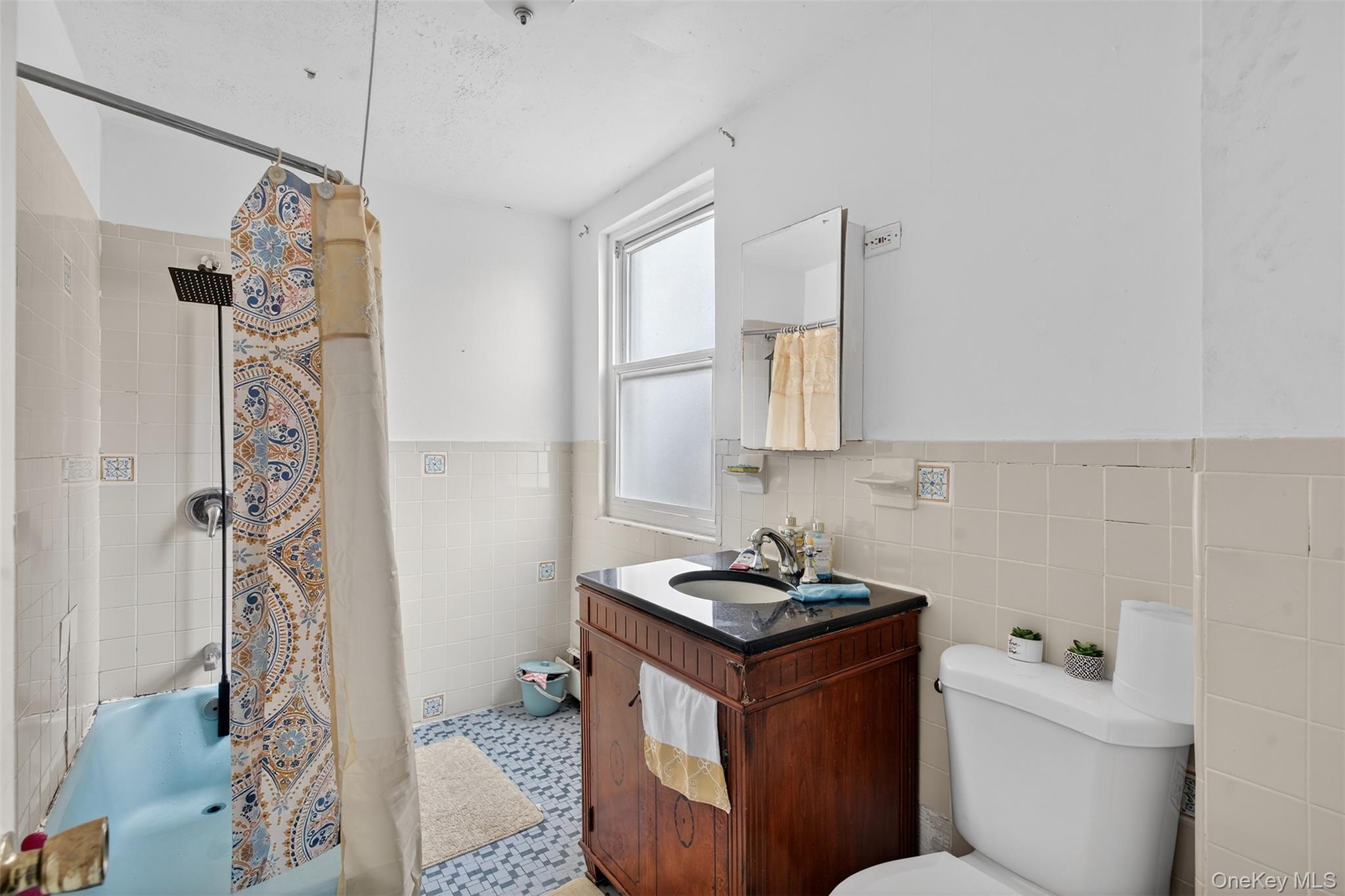 #17 photo, 57-59 Waring Place, Yonkers , NY 10703