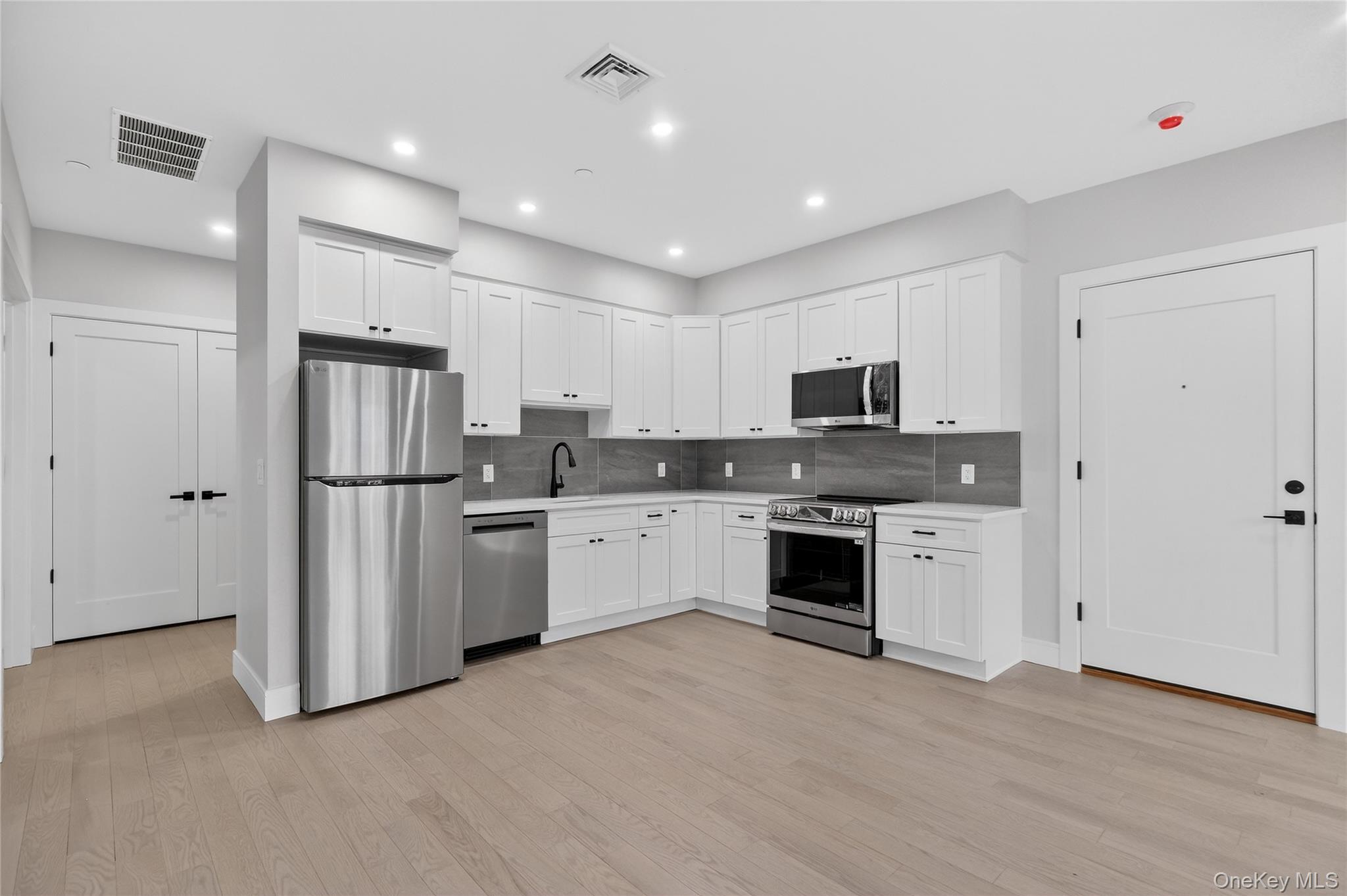 #5 photo, 10 Market, Wappingers Falls , NY 12590