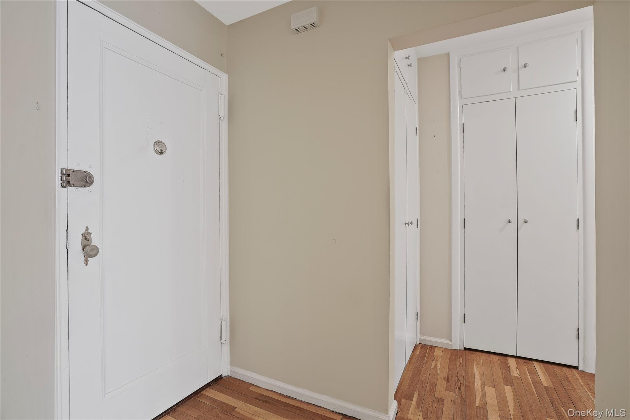 #3 photo, 17 Manor House Drive, Dobbs Ferry , NY 10522