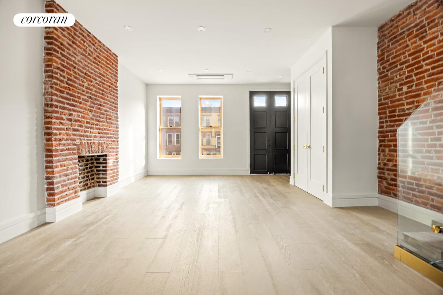 #5 photo, 242 ALBANY Avenue, הברונקס Crown Heights , NY 11213