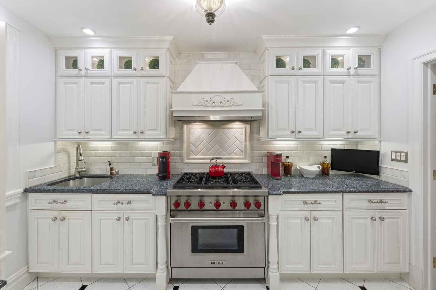 #1 photo, 66 E 83RD Street, Upper East Side , NY 10028