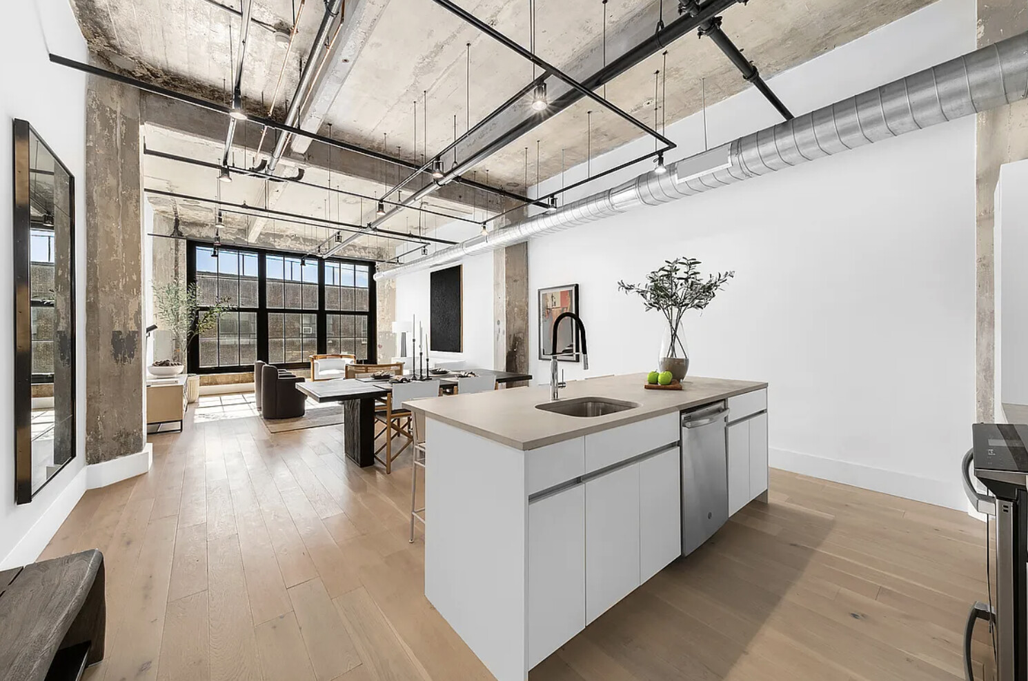 #4 photo, Brooklyn, ব্রুকলিন Williamsburg , NY 11249