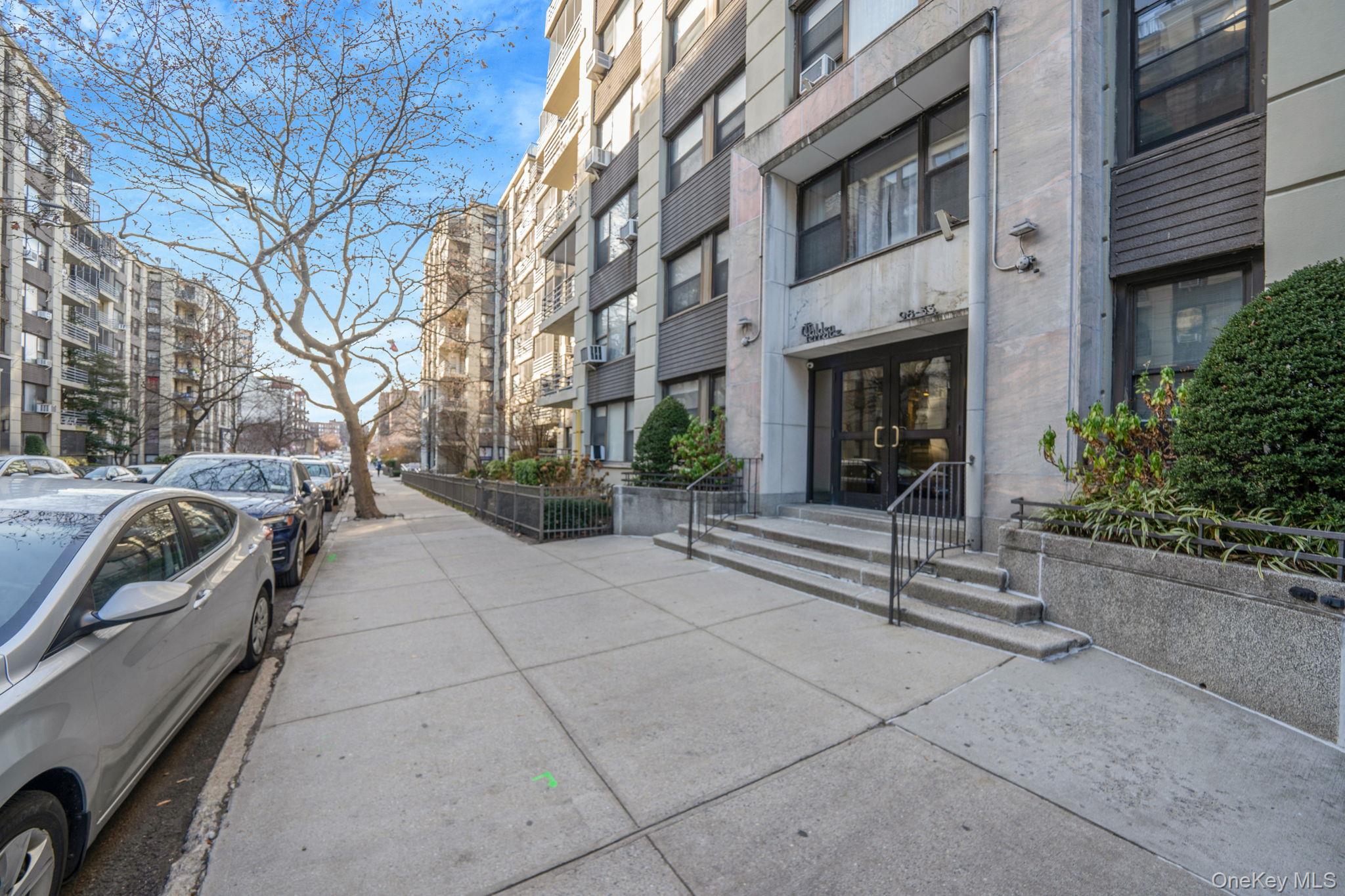 #2 photo, 98-33 64th Avenue, 皇后区 雷哥公园 Rego Park , NY 11374