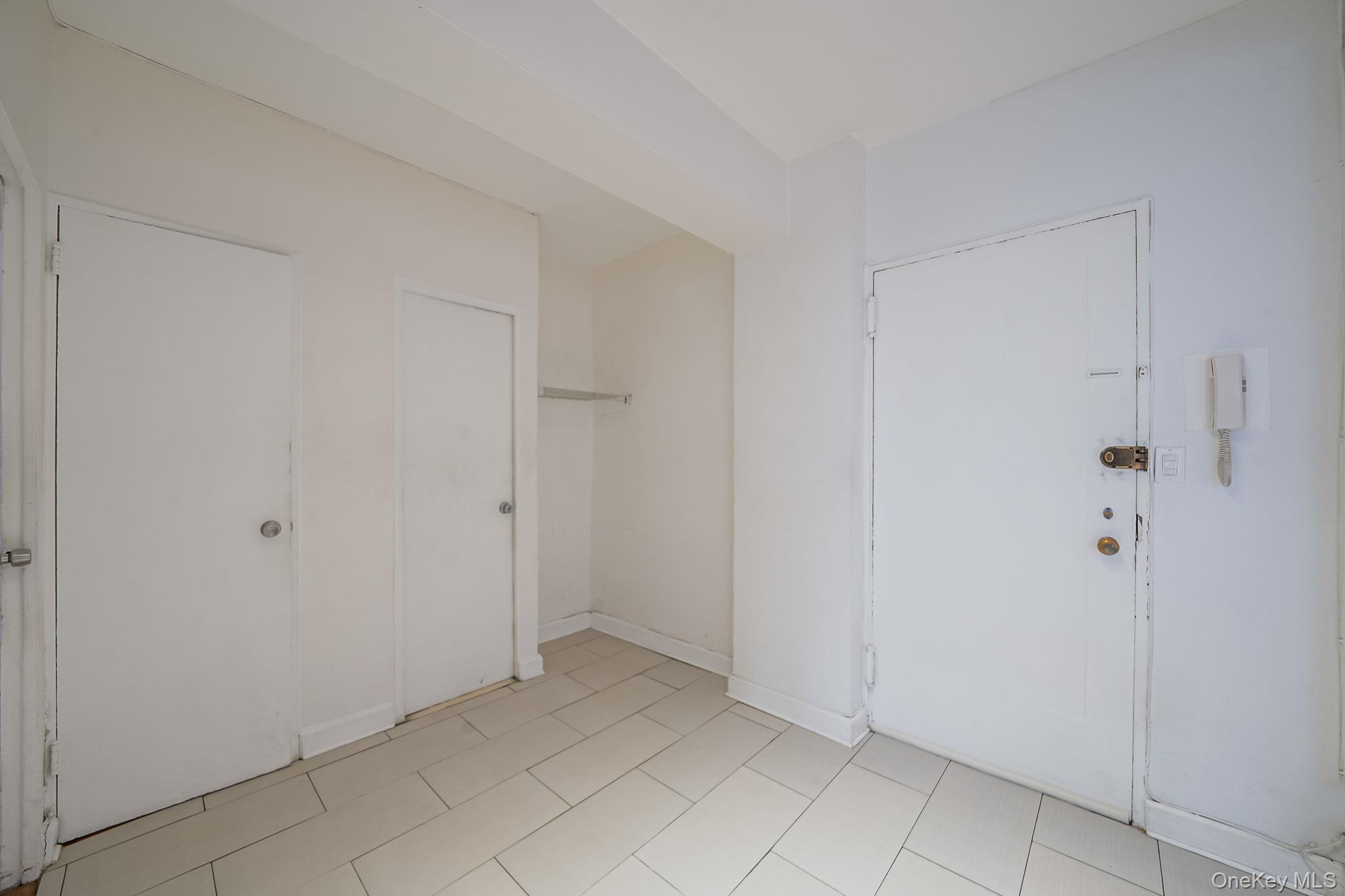 #7 photo, 98-33 64th Avenue, 皇后区 雷哥公园 Rego Park , NY 11374