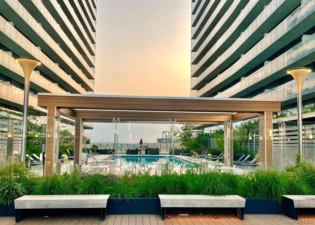 #12 photo, 131-03 40th Road, Flushing , NY 11354