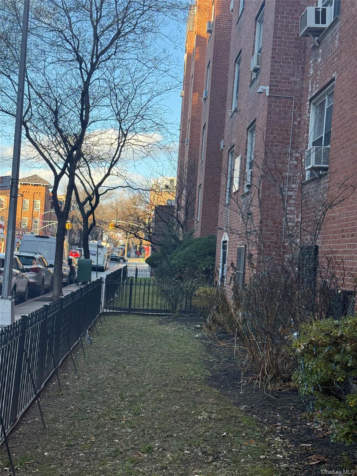 #7 photo, 33-25 81th Street, Elmhurst , NY 11372