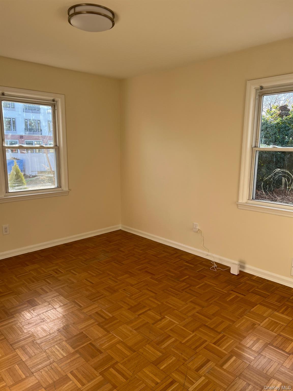 #5 photo, 98 Lakewood Av Avenue, Ronkonkoma , NY 11779