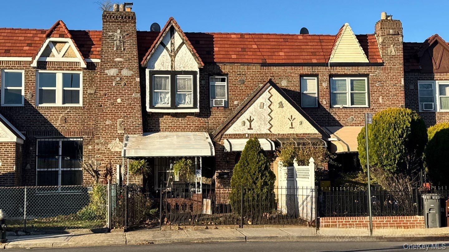 #3 photo, 109-10 Francis Lewis Boulevard, Queens Village , NY 11429