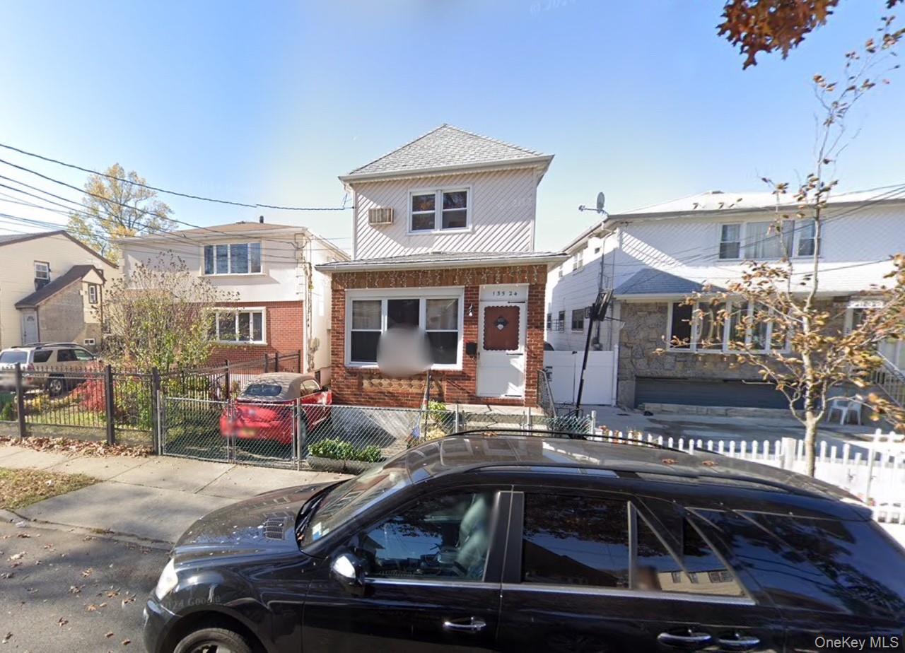 #2 photo, 13524 126th Street, South Ozone Park , NY 11420