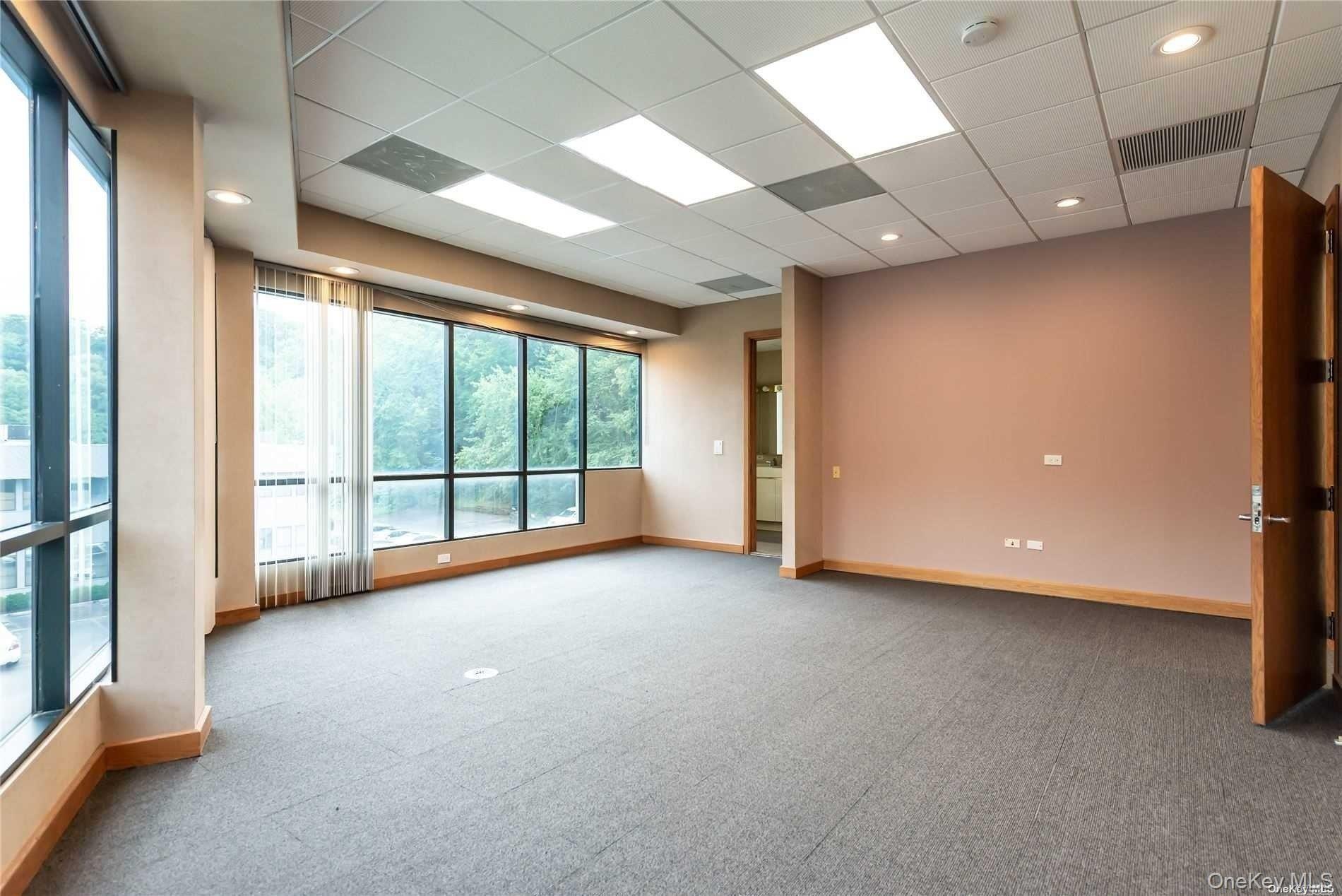 #11 photo, 144 Woodbury Road, Woodbury , NY 11797