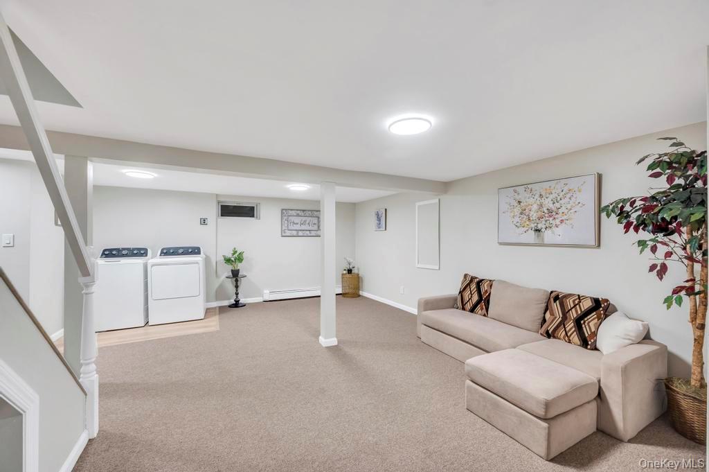 #19 photo, 42 Gates Avenue, Brentwood , NY 11717