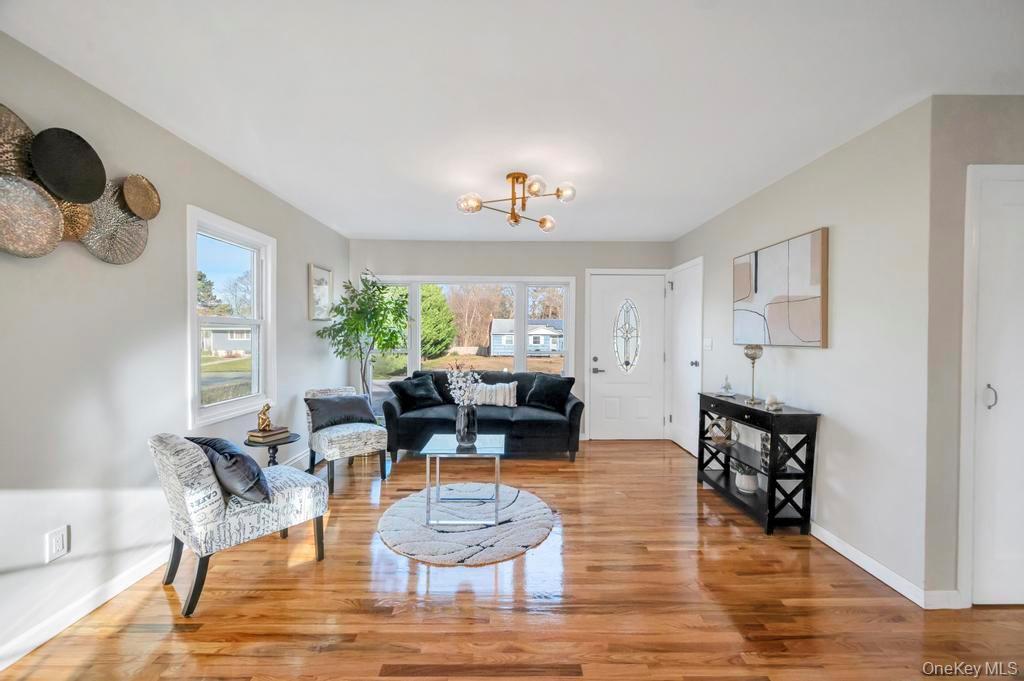 #4 photo, 42 Gates Avenue, Brentwood , NY 11717