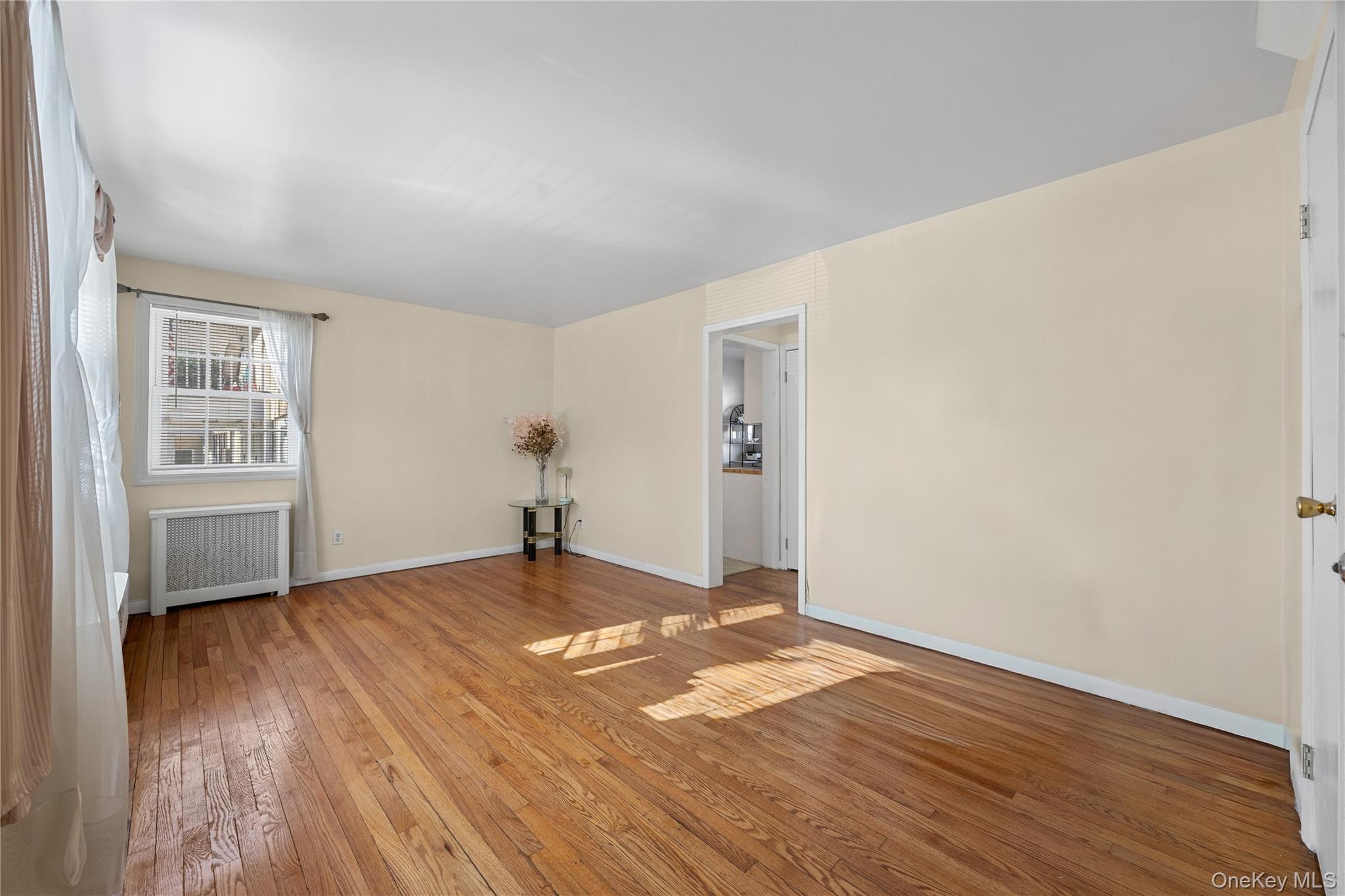 #6 photo, 221-23 67th Avenue, কুইন্‌স Bayside , NY 11364