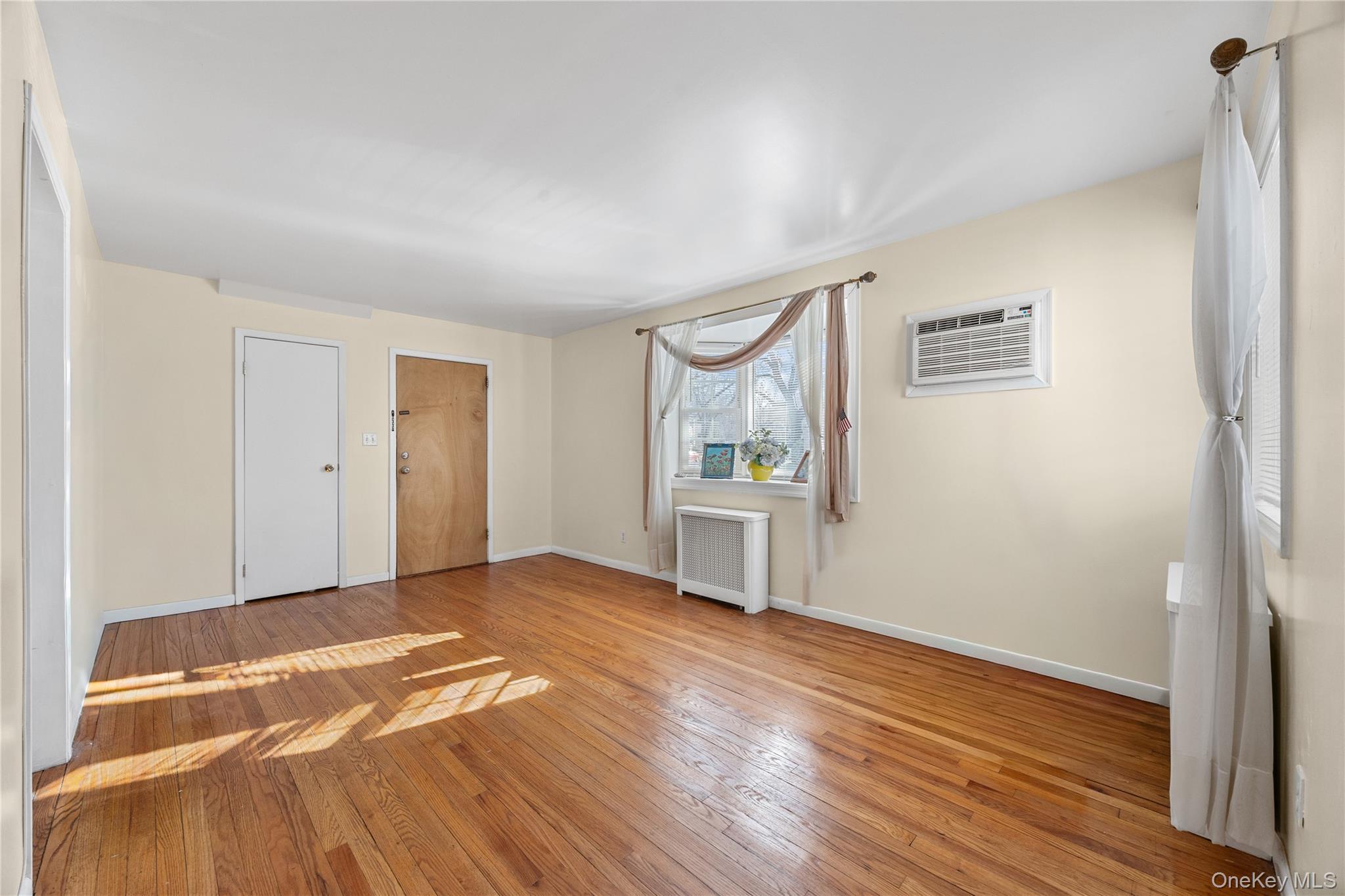 #7 photo, 221-23 67th Avenue, কুইন্‌স Bayside , NY 11364
