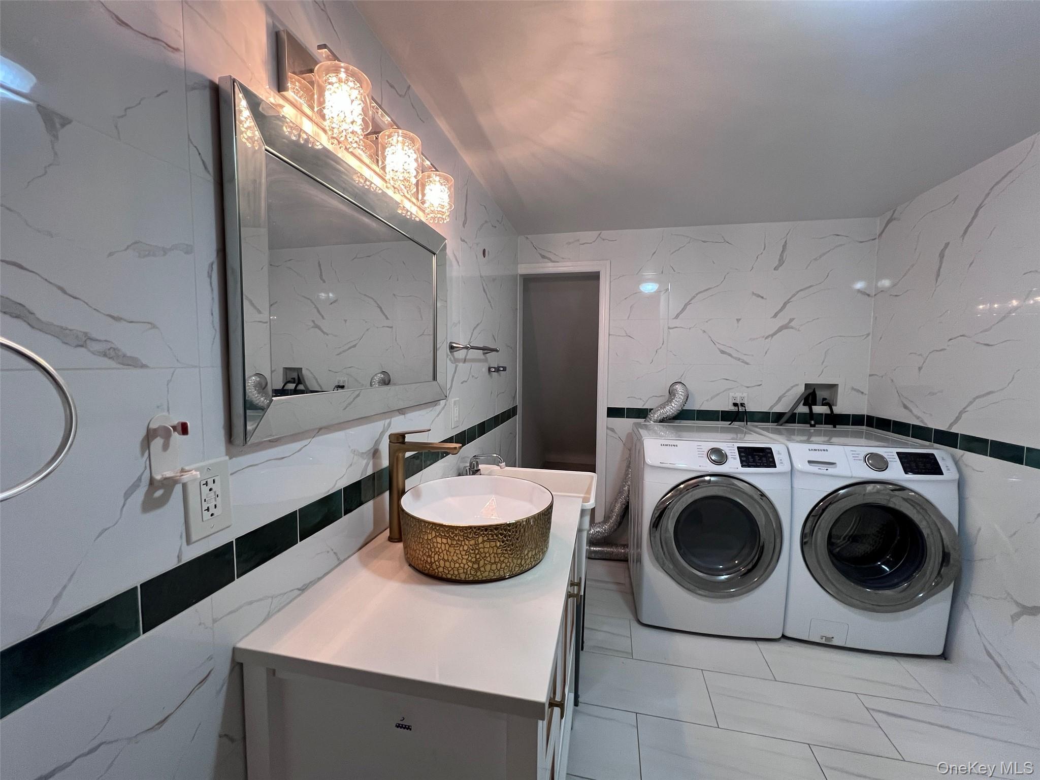 #14 photo, 2522 Seymour Avenue, Bronx , NY 10469