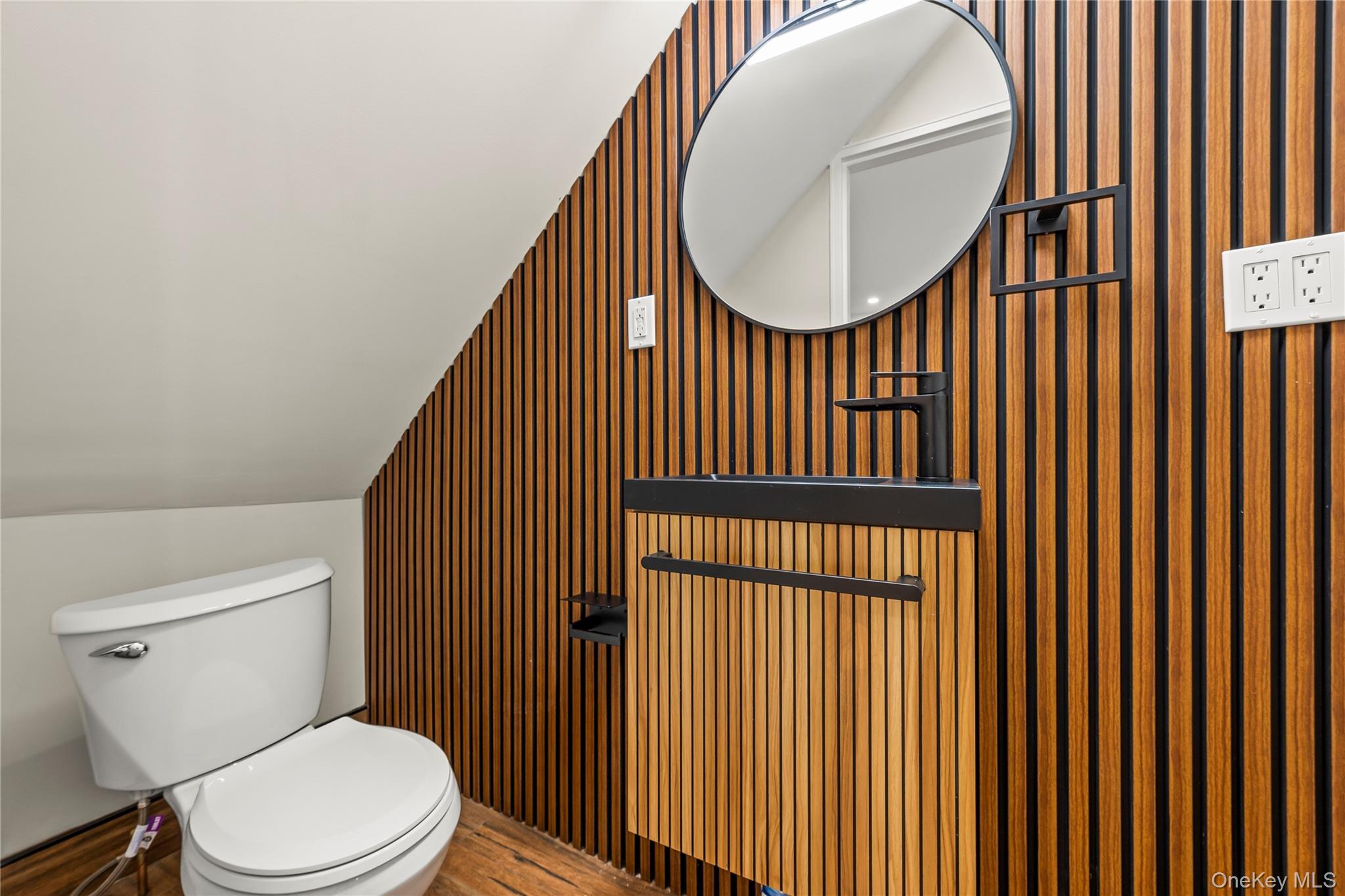 #13 photo, 877 E 55th Street, Brooklyn , NY 11234