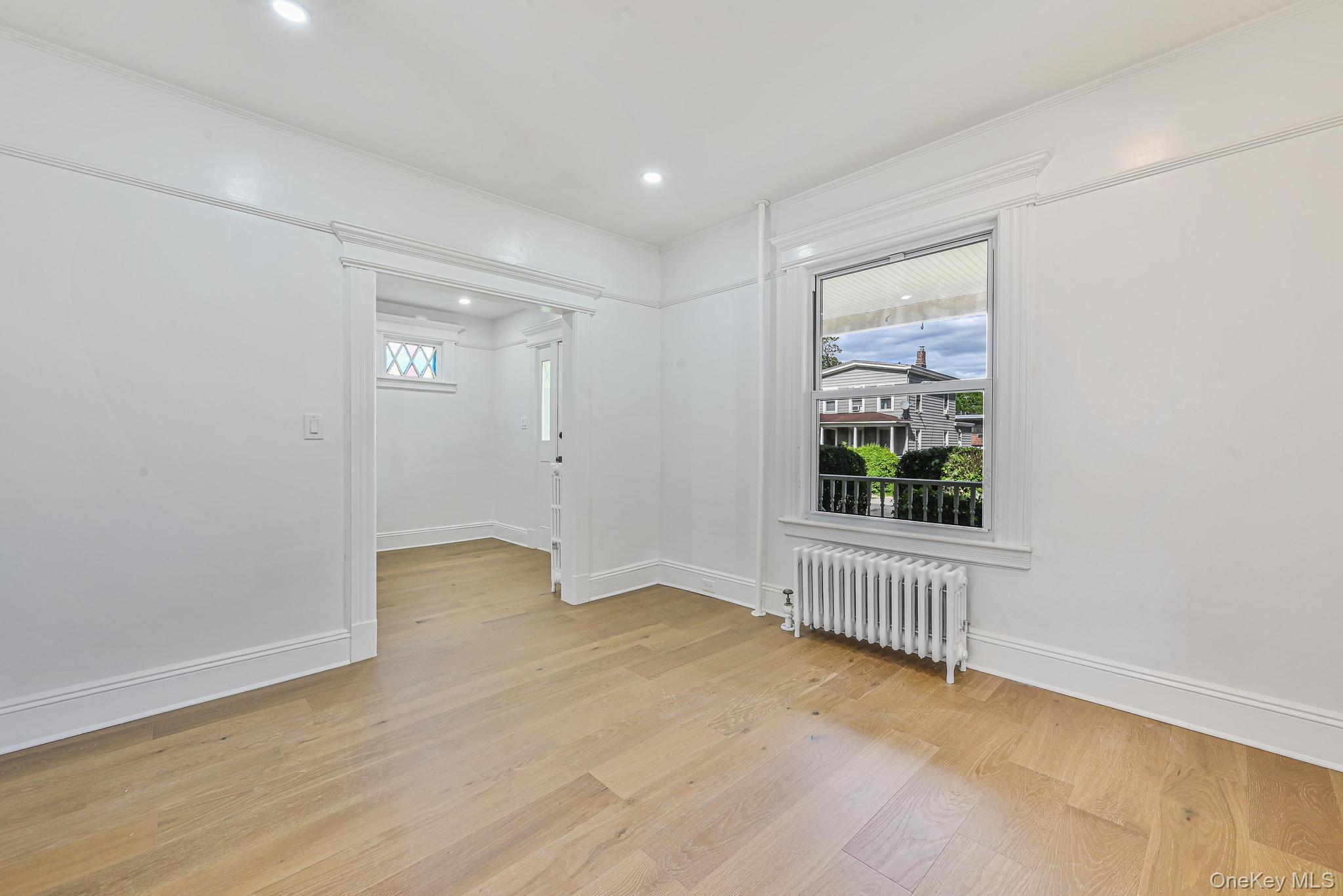 #5 photo, 108 N Forest Avenue, Rockville Centre , NY 11570