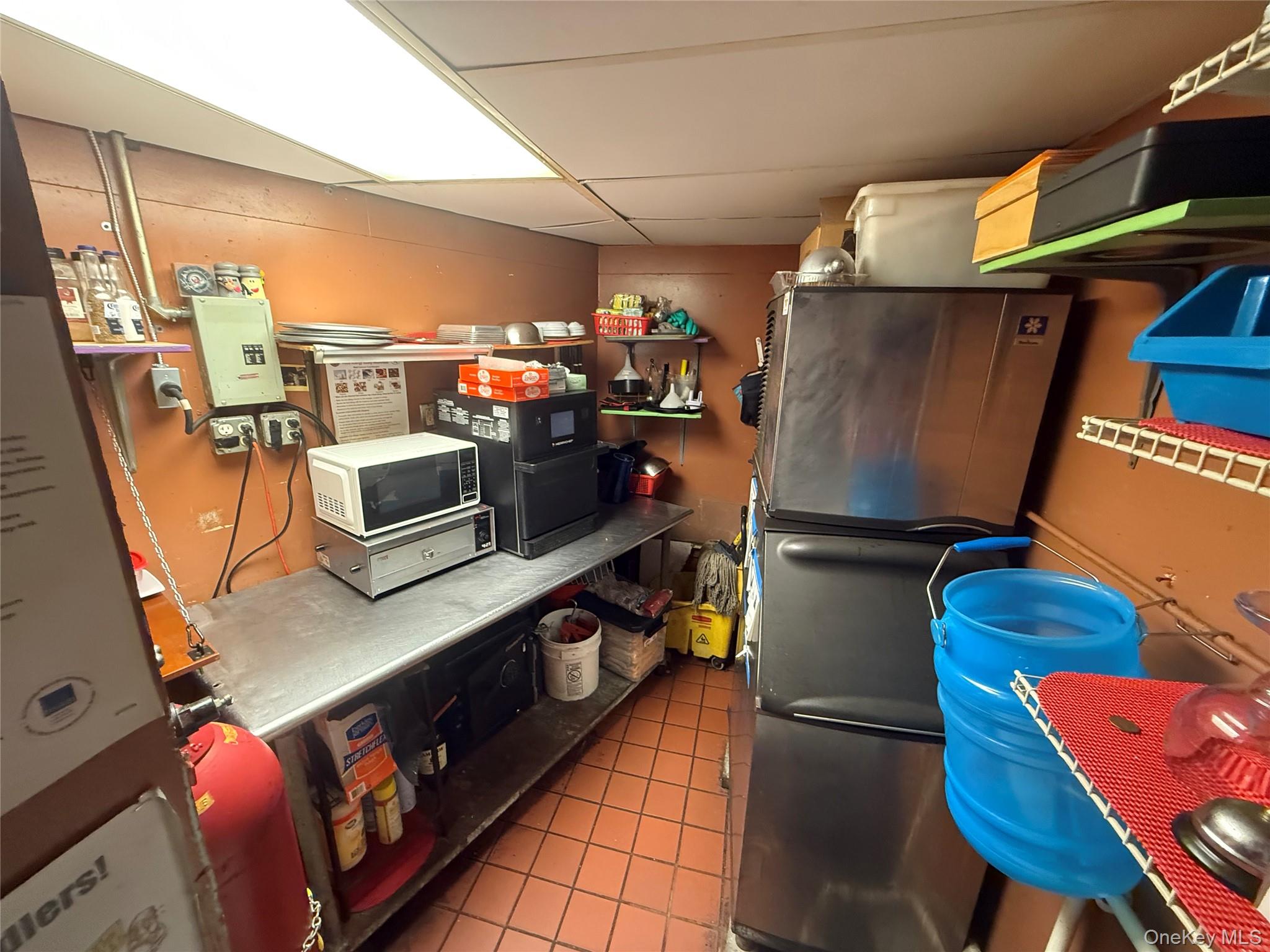 #3 photo, 380 N Wantagh Ave, Bethpage , NY 11714