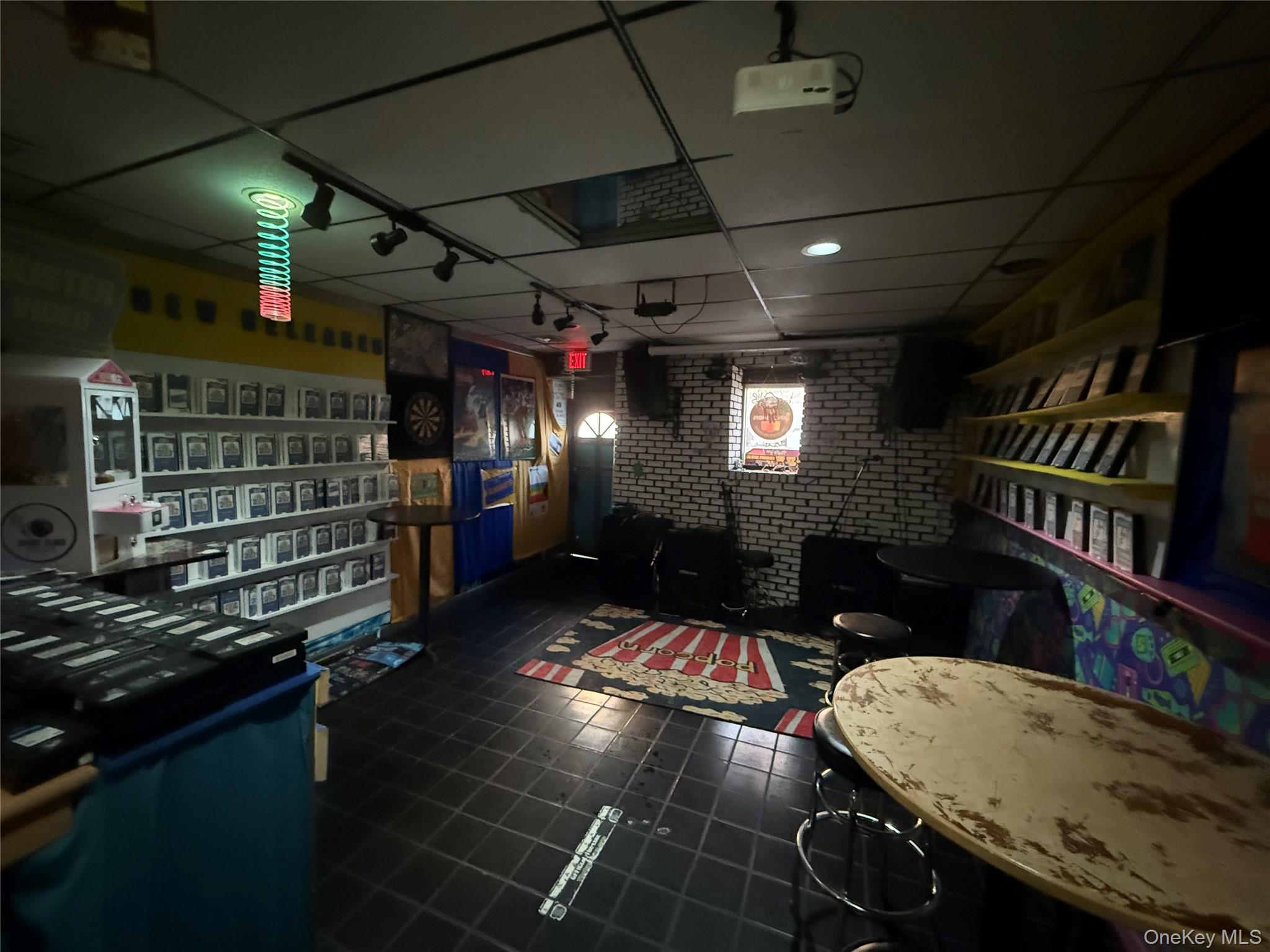 #7 photo, 380 N Wantagh Ave, Bethpage , NY 11714