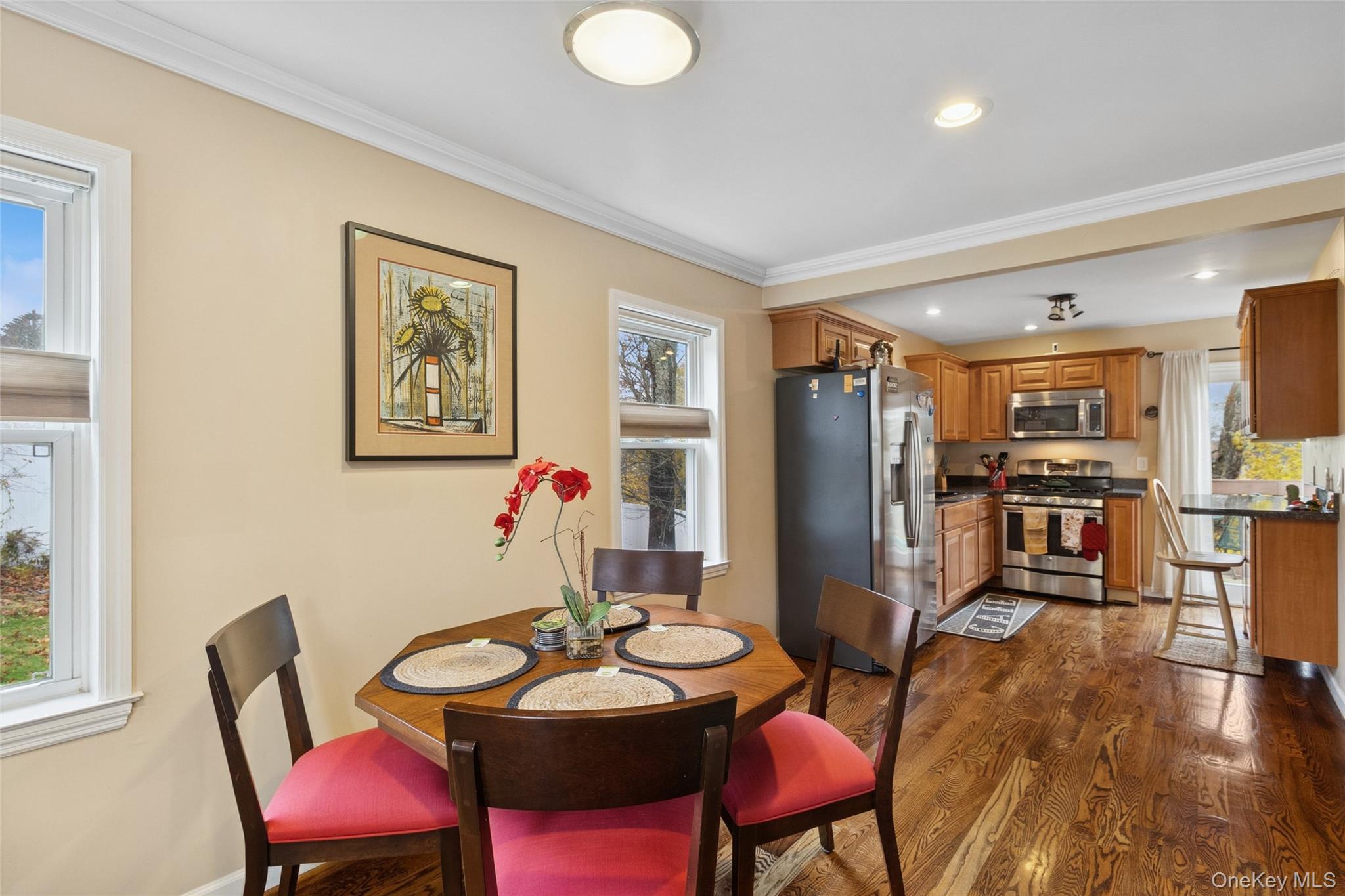 #19 photo, 31 Amityville Road, מחוז סאפוק Sound Beach , NY 11789