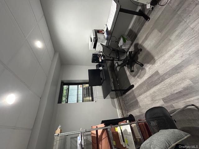 #10 photo, 15 Canterbury Road, Great Neck , NY 11021