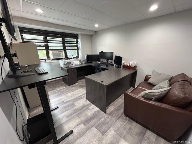 #7 photo, 15 Canterbury Road, Great Neck , NY 11021