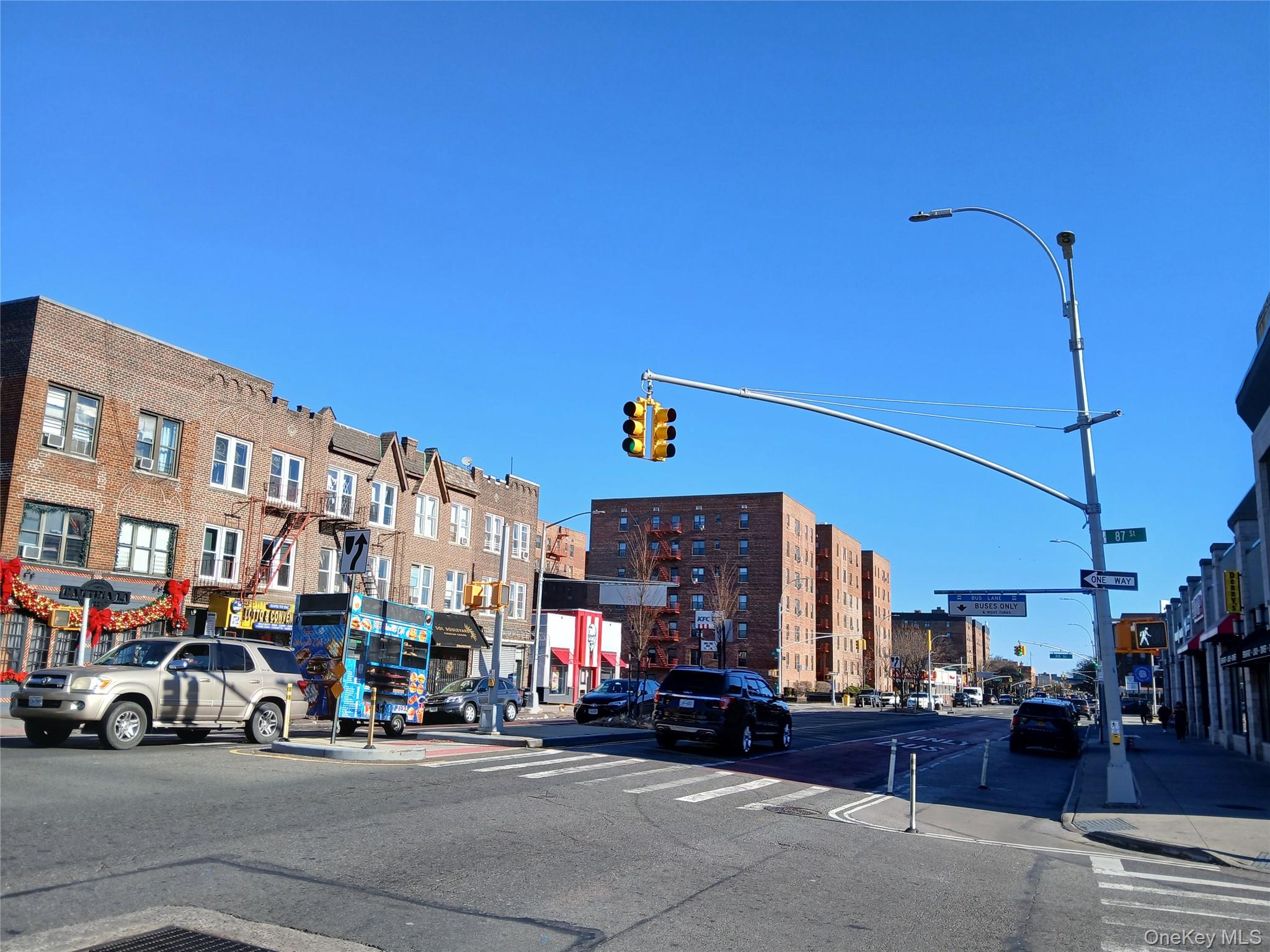 #3 photo, 8617 Northern Boulevard, কুইন্‌স Jackson Heights , NY 11372