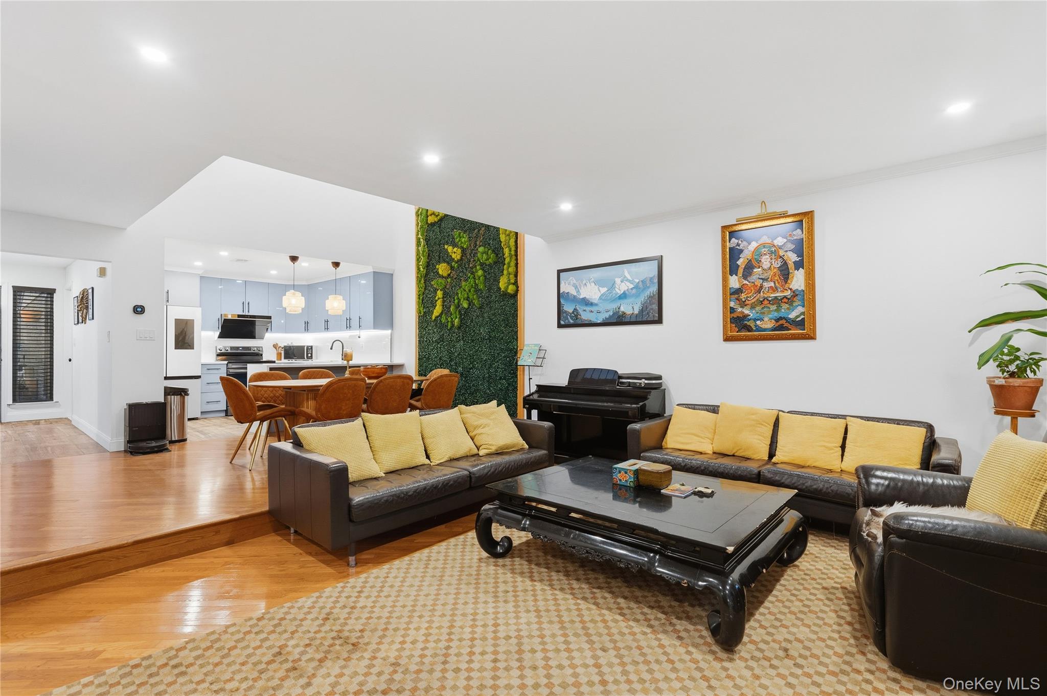 #17 photo, 93 Estate Drive, Jericho , NY 11753