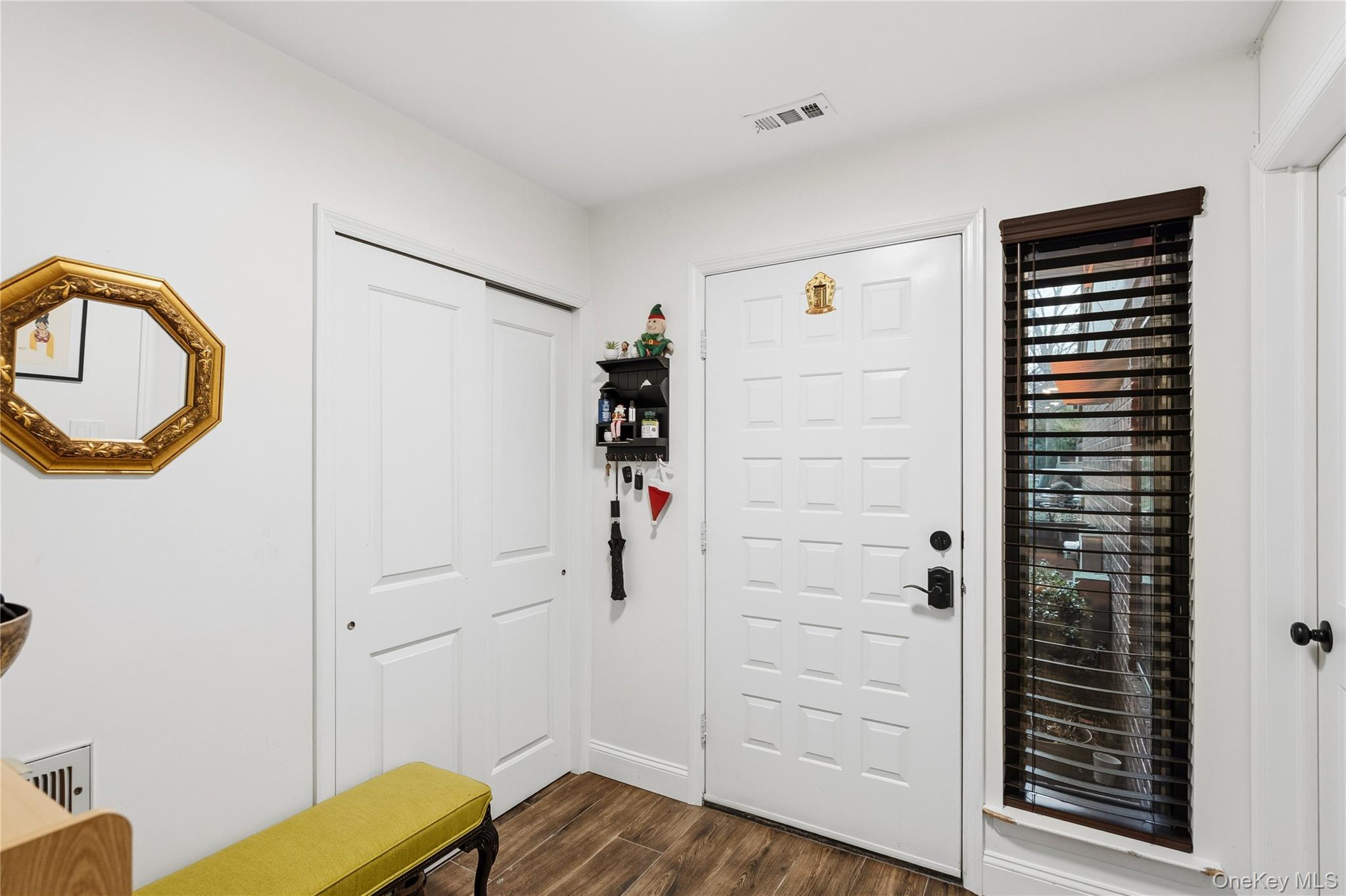 #7 photo, 93 Estate Drive, Jericho , NY 11753