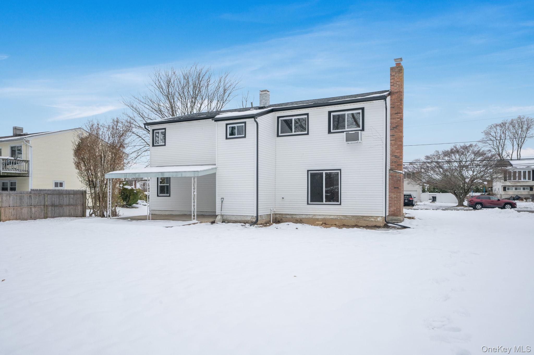 #13 photo, 104 Harrisburg Street, Bay Shore , NY 11706