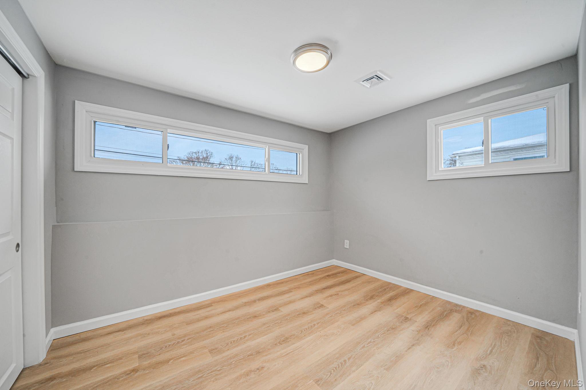 #16 photo, 104 Harrisburg Street, Bay Shore , NY 11706