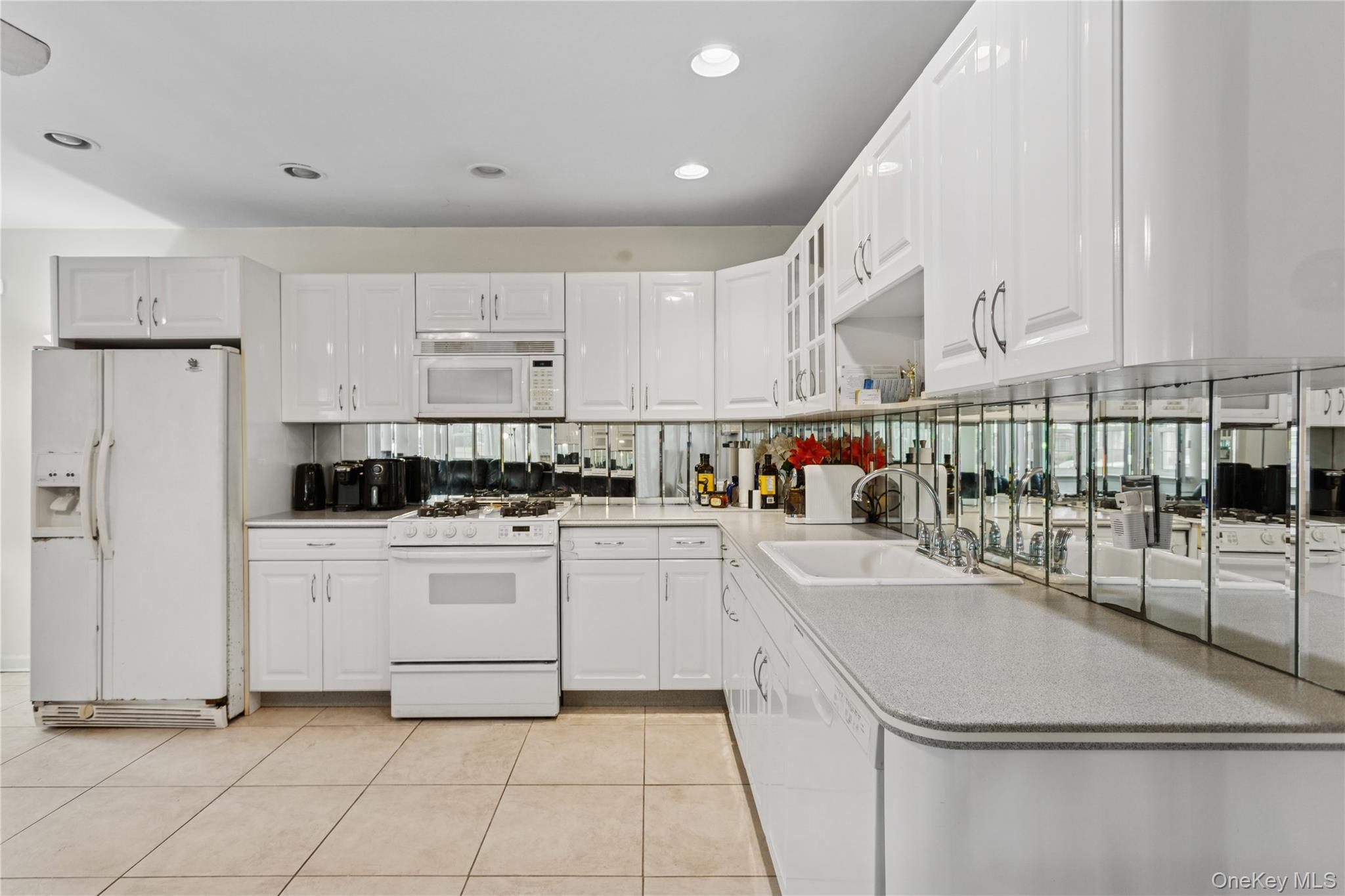 #7 photo, 115110 232nd Street, Cambria Heights , NY 11411